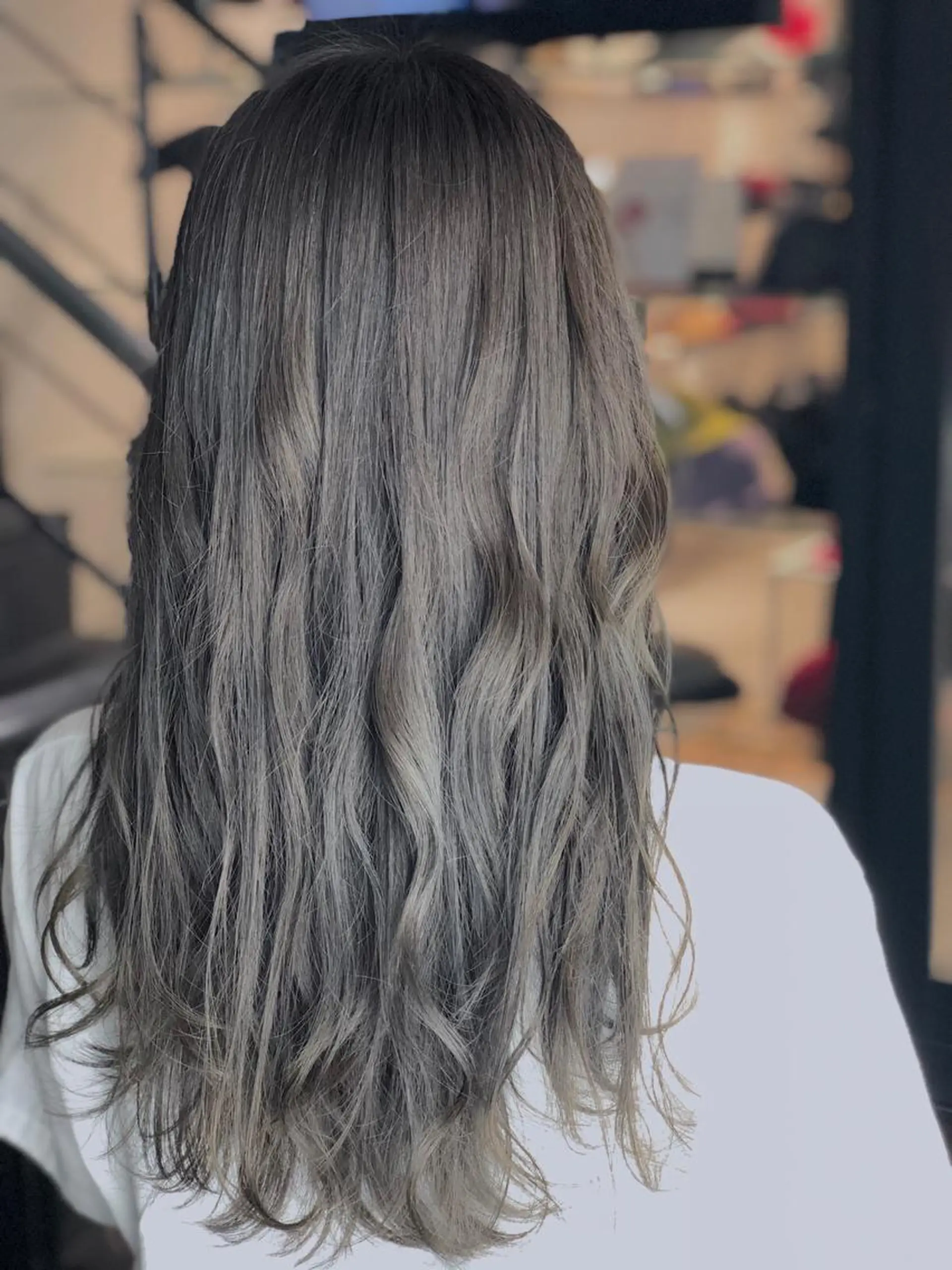 カラー ヘアアレンジ アッシュ アッシュグレー ヘアカラー トリートメント ✨髪質改善縮毛矯正✨ 宇田川修平のエステ・リラクイメージ