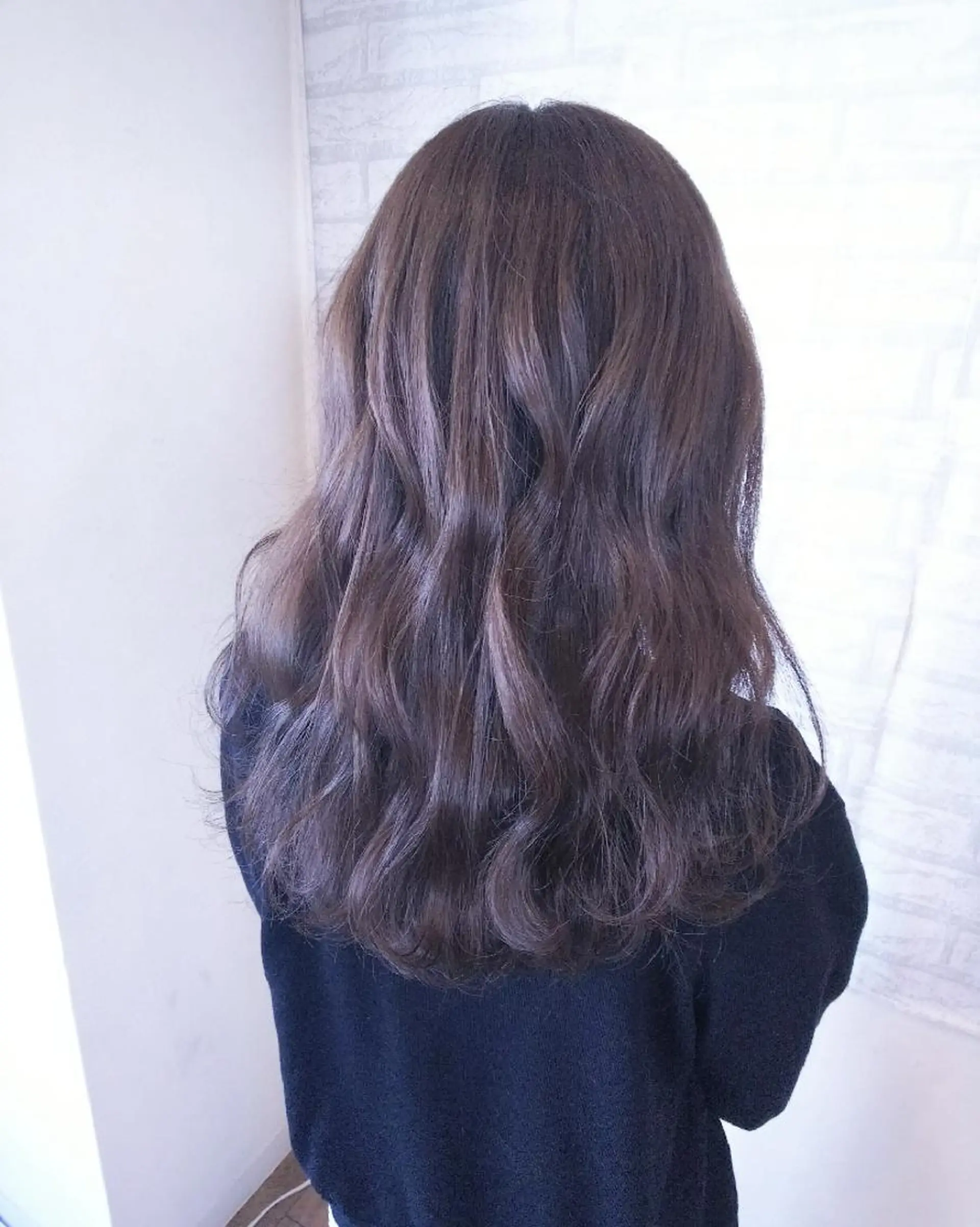 セミロング カラー アッシュ ベージュカラー JIL BLAN 京都所属・RU RIのヘアスタイル