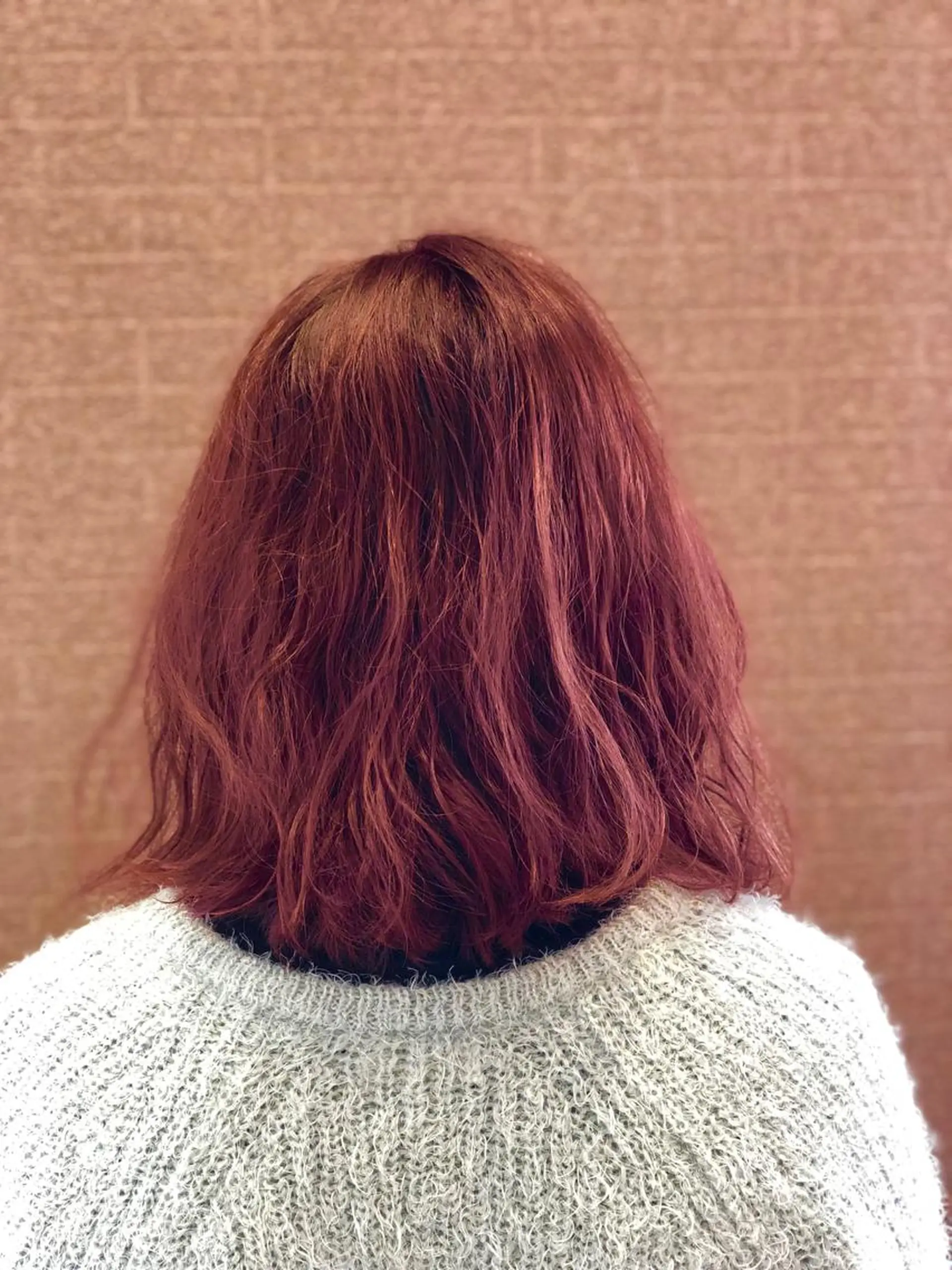 ミディアム カラー パーマ ミディアムパーマ ピンクカラー アンドウ ユウ/ レイヤーカット/韓国のヘアスタイル