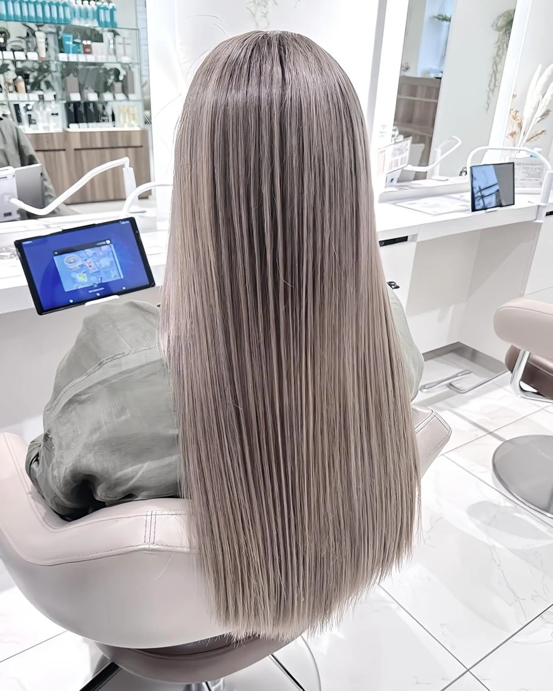 カラー ロング 髪質改善 ヘアカラー トリートメント ＡＳＨ 大宮のヘアスタイル