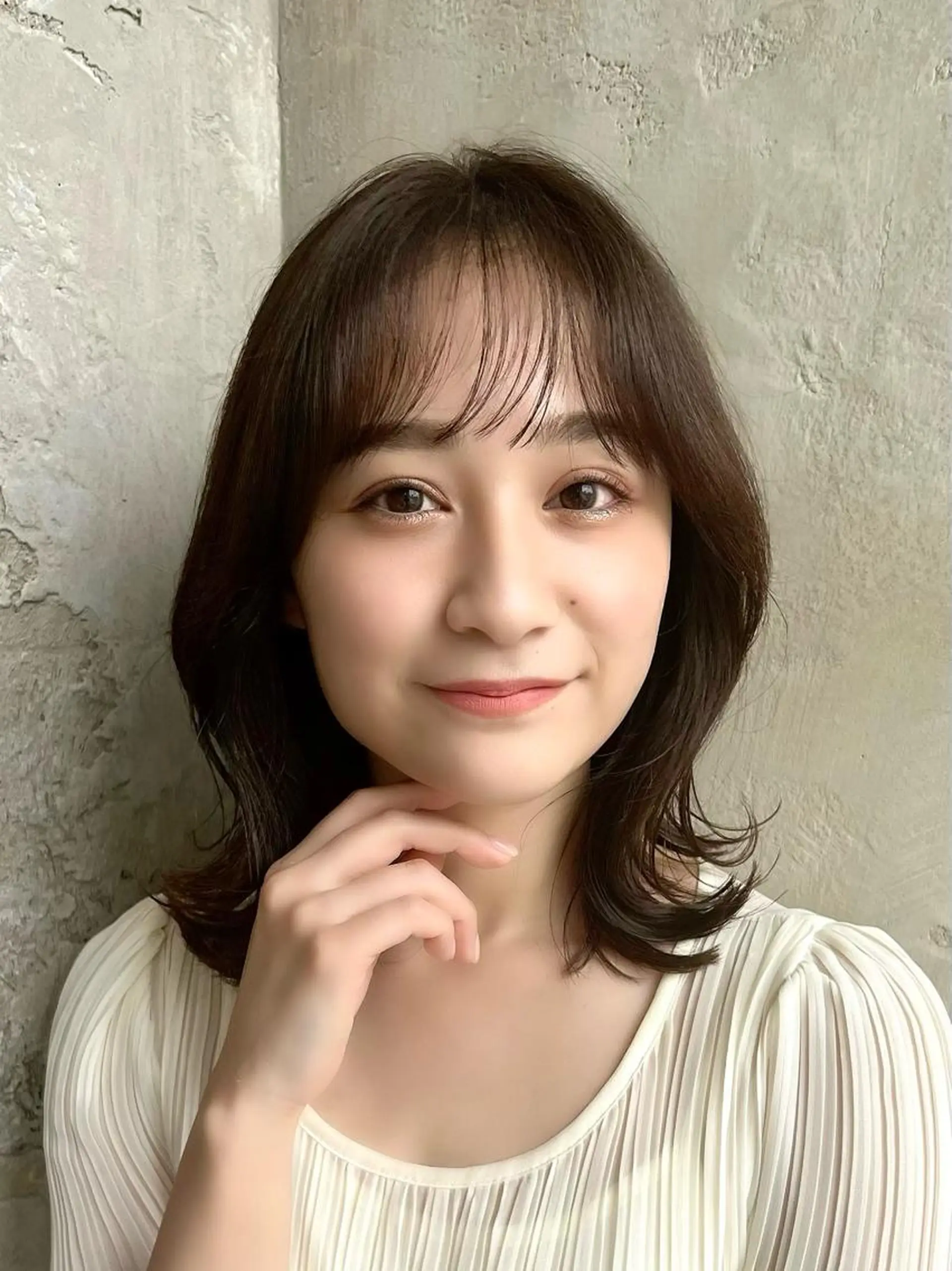 ミディアム カラー ベージュカラー ブラウンカラー くびれヘア 髪質改善 縮毛矯正 🧡くびれヘア/前髪 顔周り🧡久原結衣のヘアスタイル