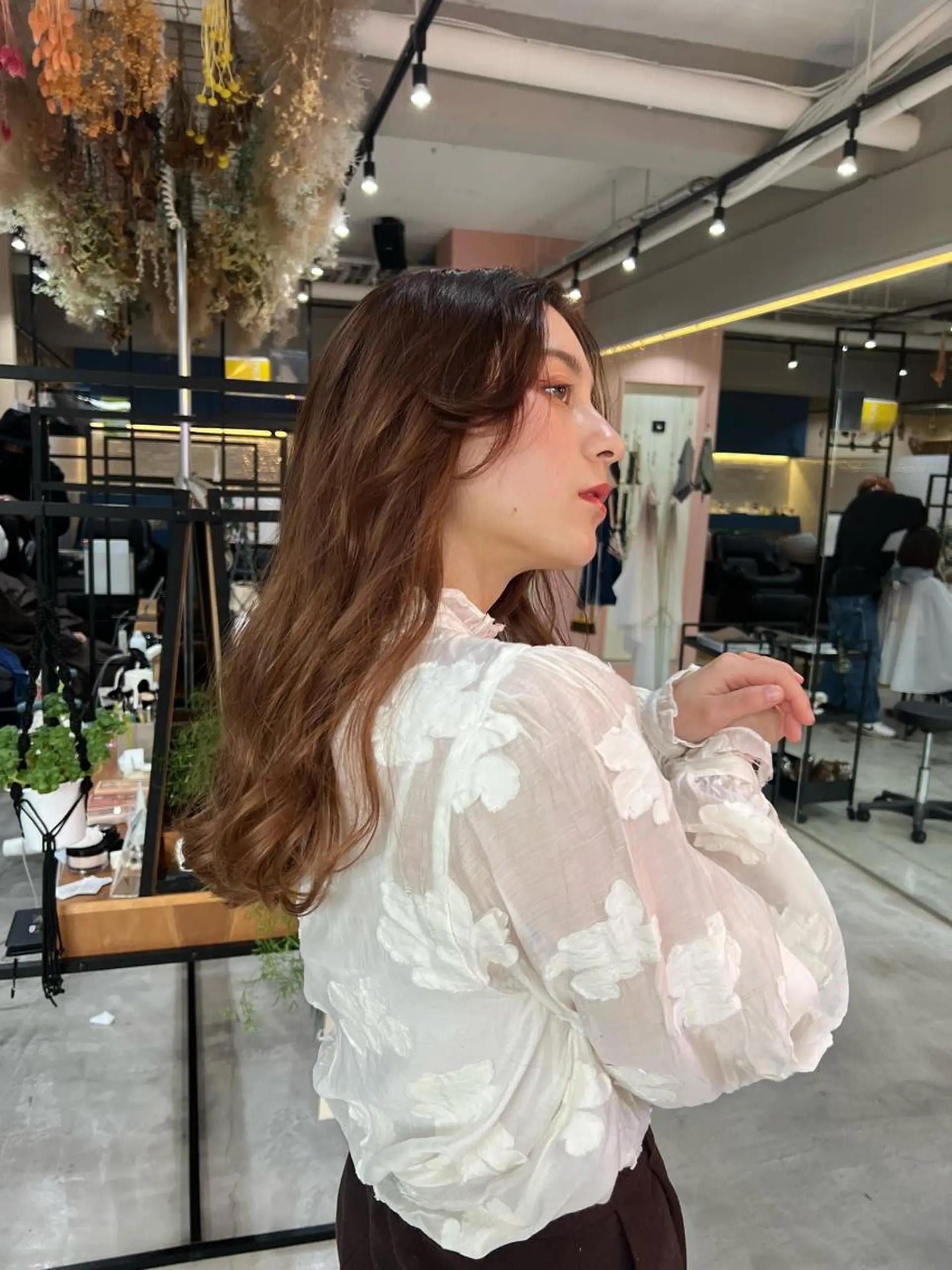 ロング 水上 春花のヘアスタイル