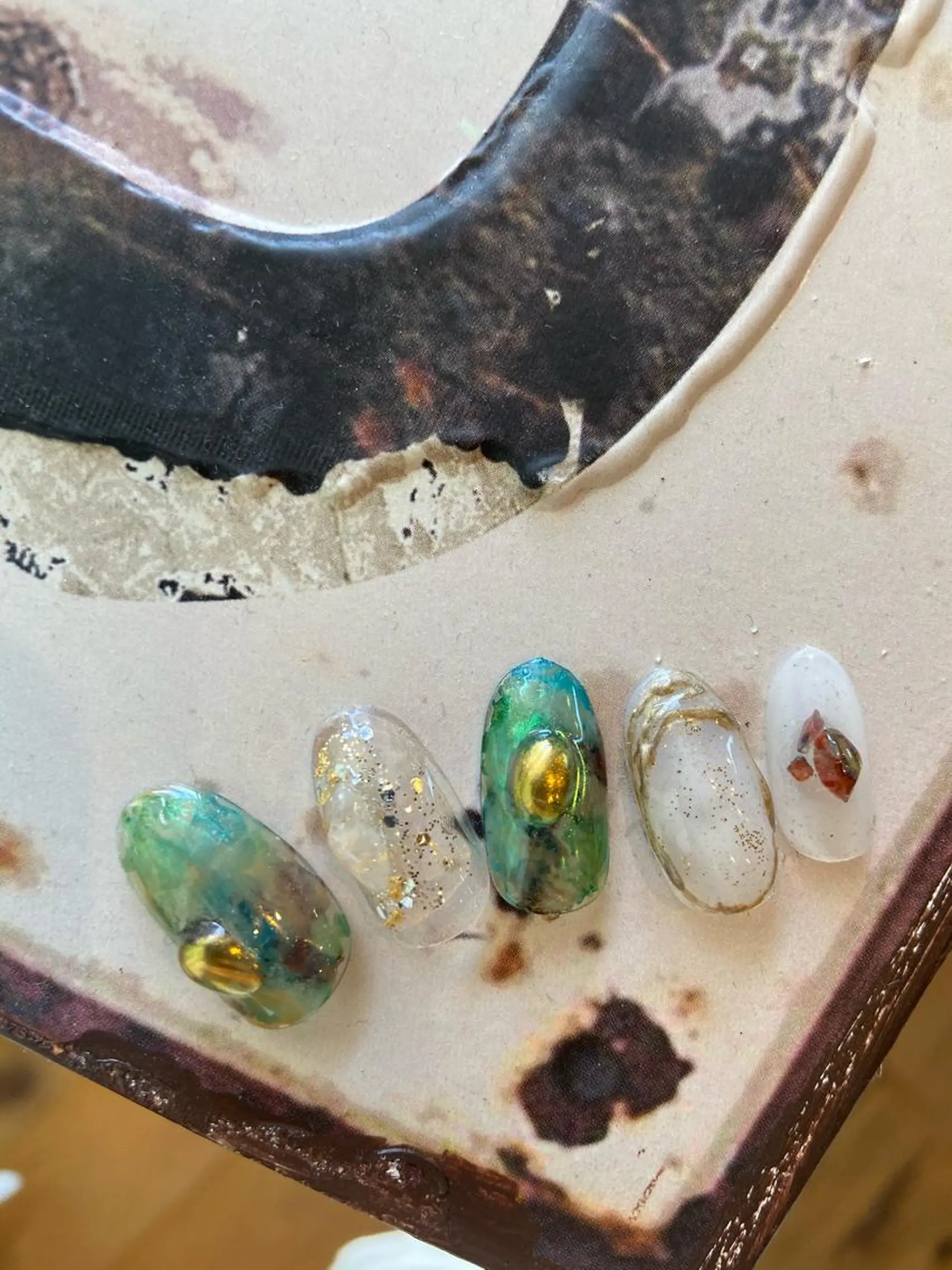 ネイル アートネイル ミラーネイル ニュアンスネイル . unffのネイルデザイン