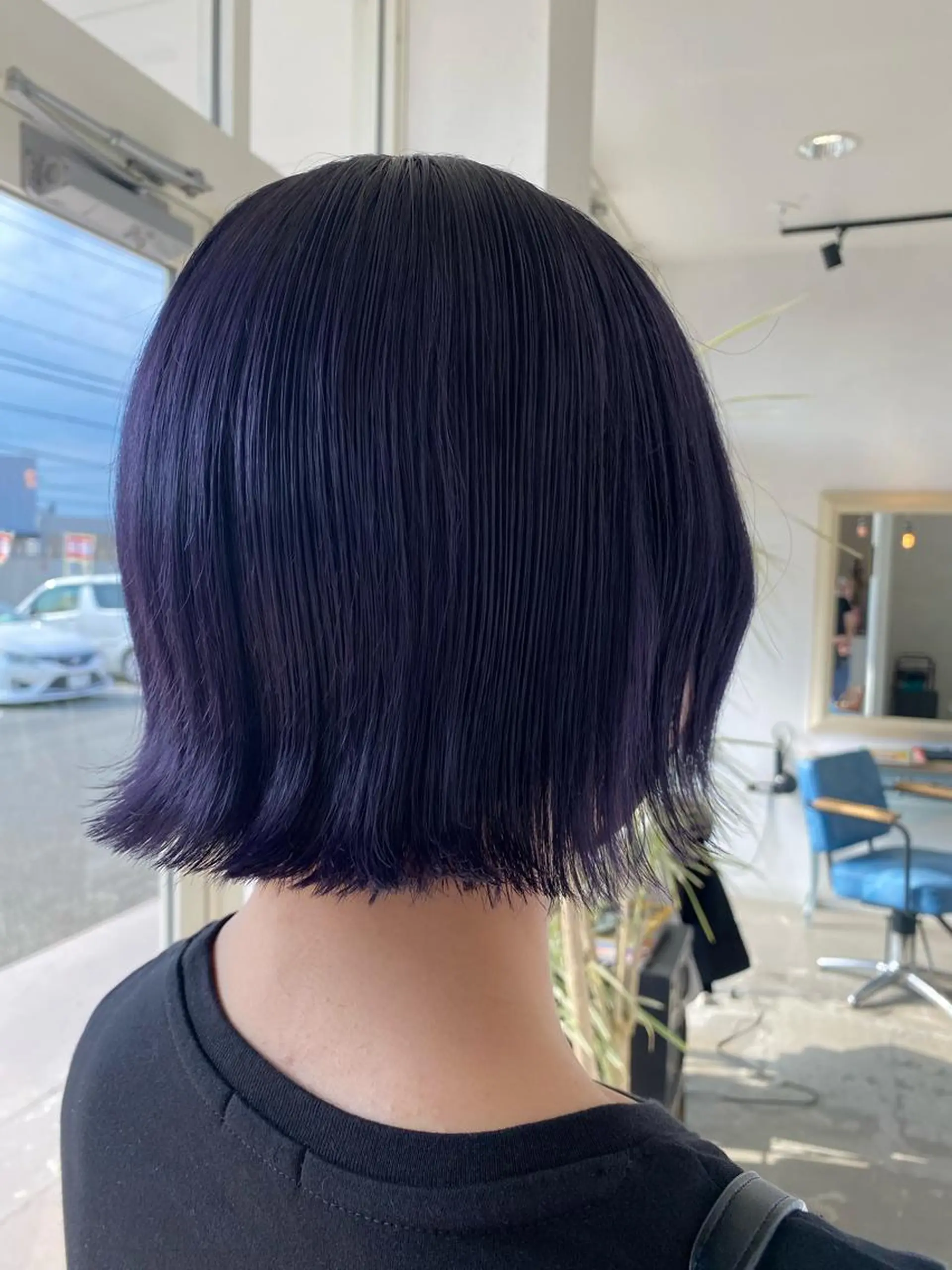 ショート カラー パープルカラー 丸山 純奈のヘアスタイル