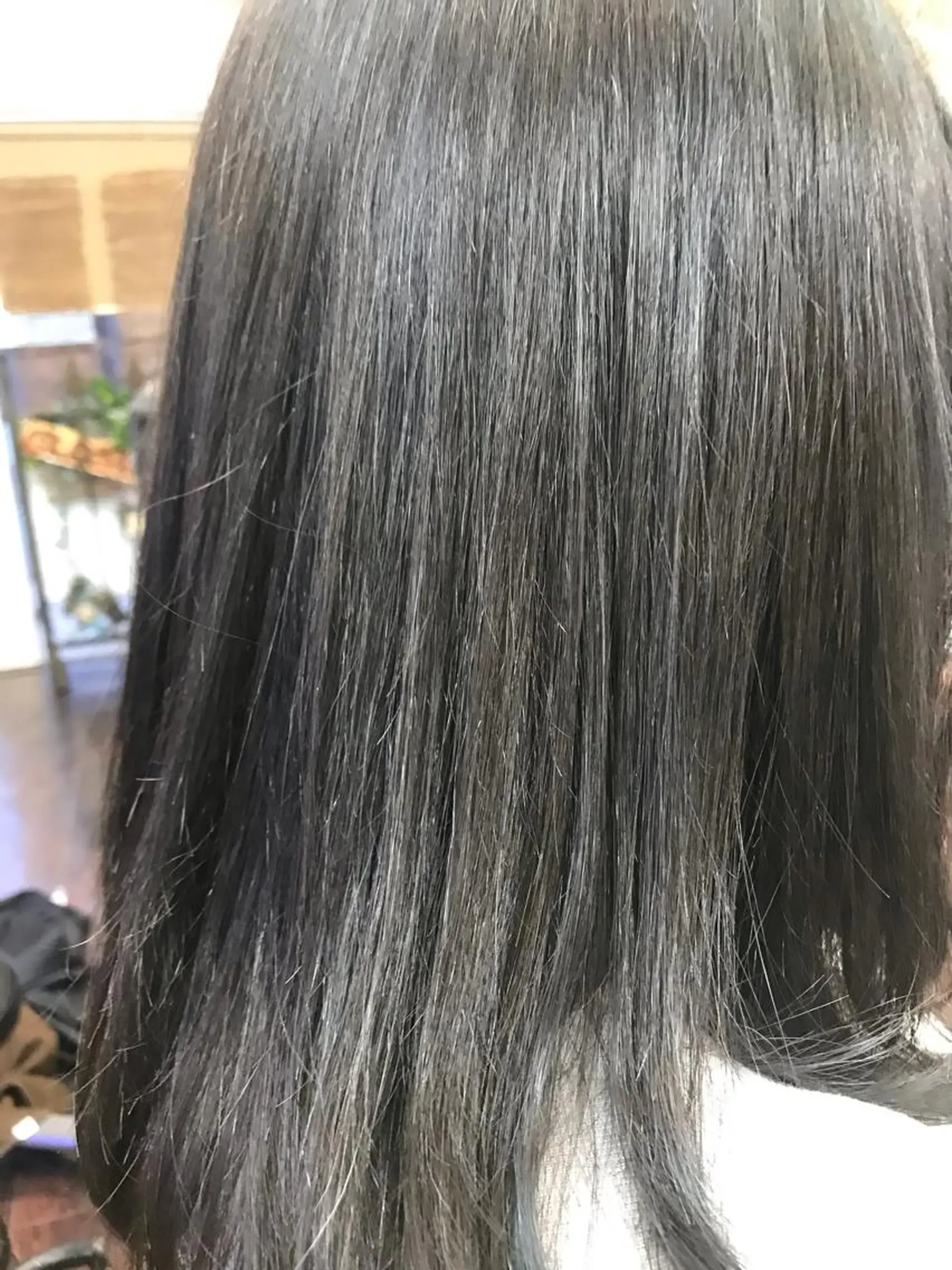 セミロング カラー 桧山 真のヘアスタイル