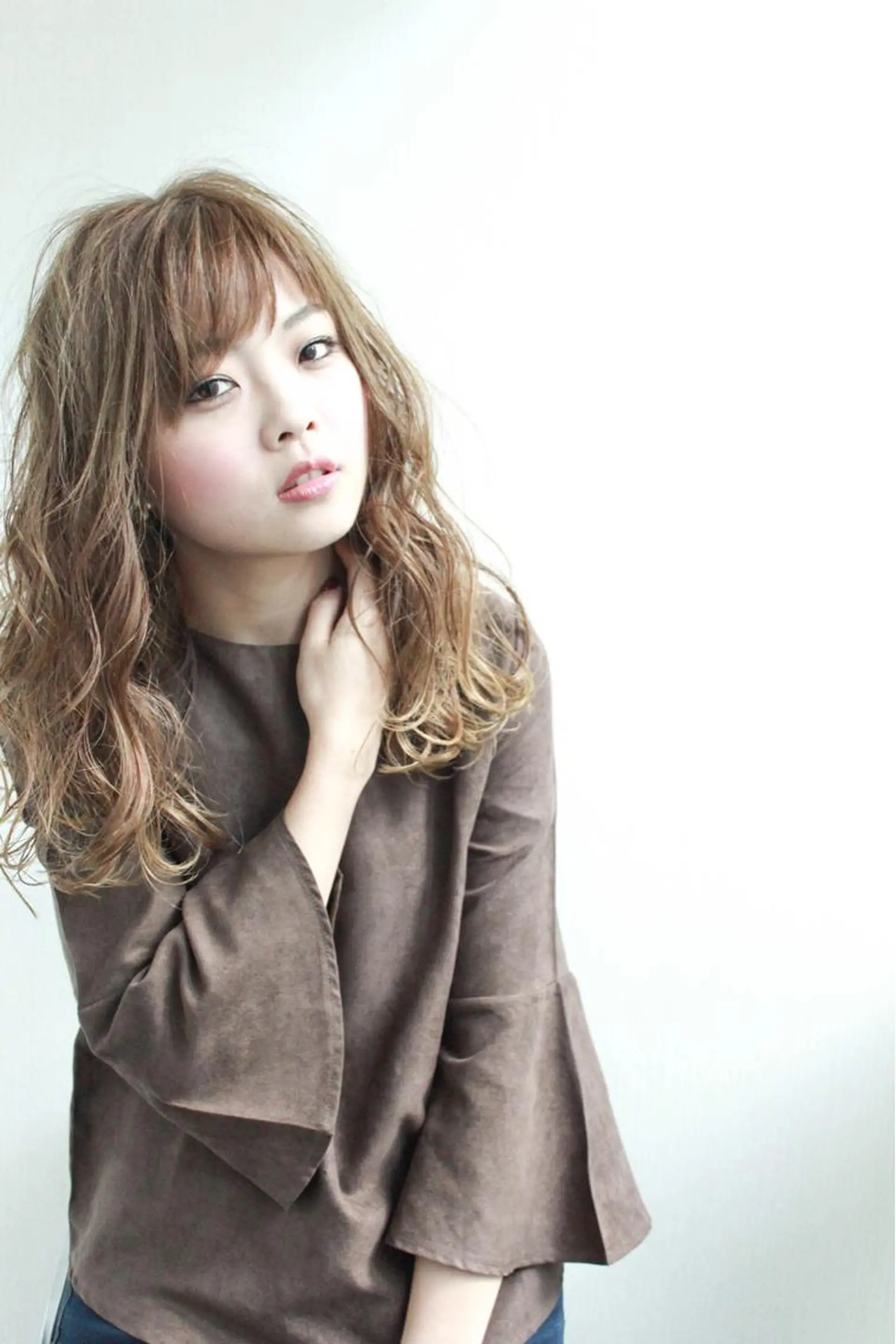 セミロング ロング カラー Lien所属・西川 ヒロキのヘアスタイル