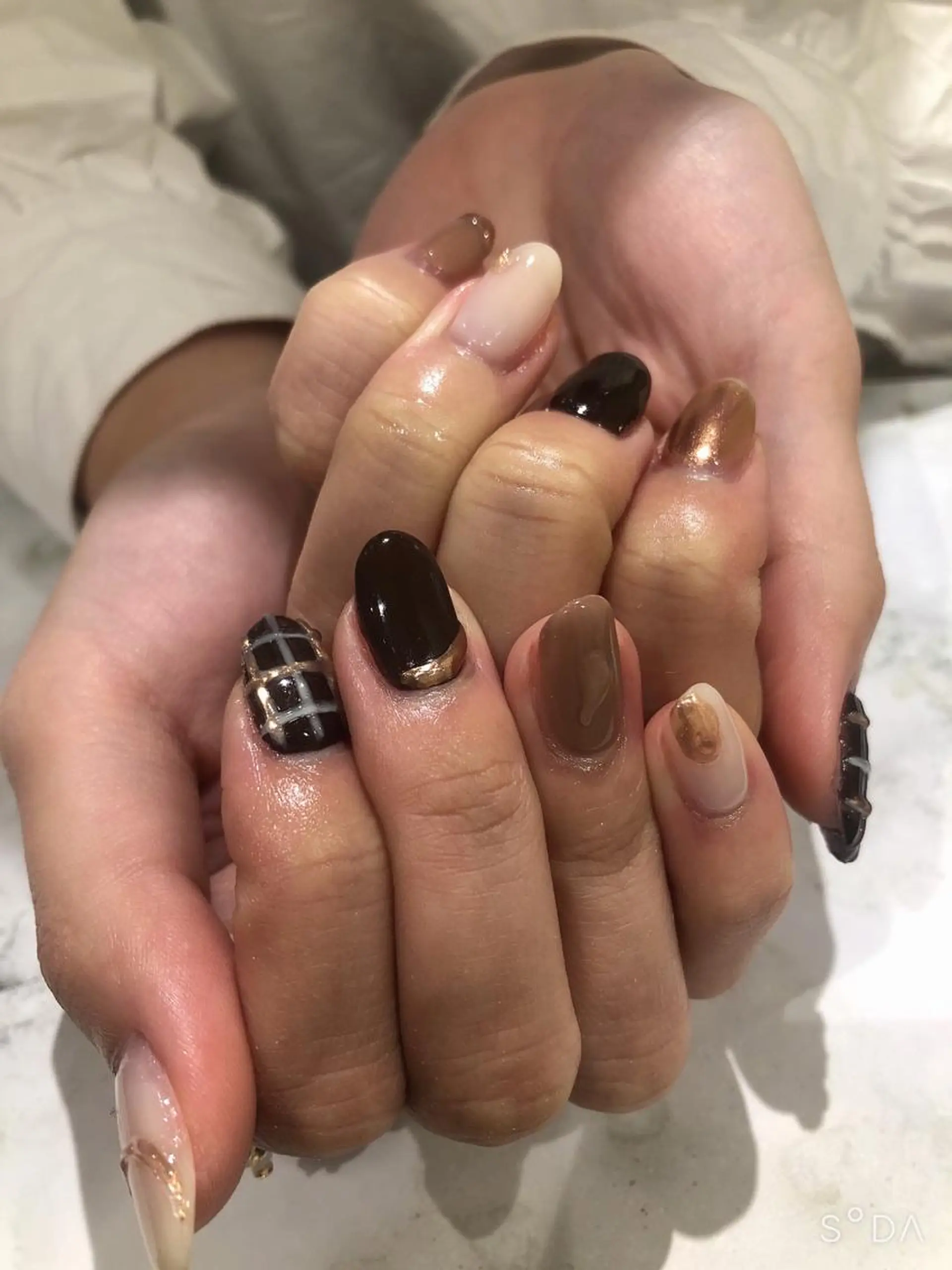 ネイル ハンドネイル 吉野✨ ネイルデザイナー✨のネイルデザイン