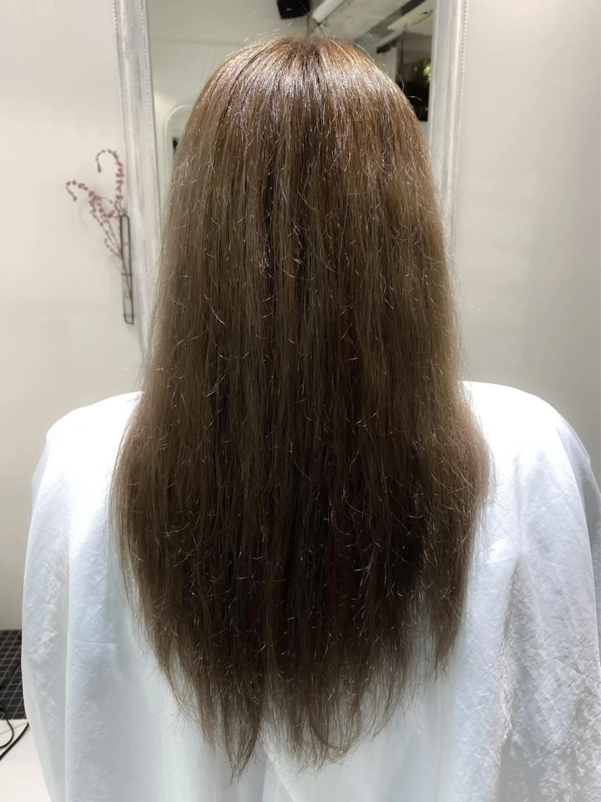 ロング ヘアカラー ducha所属・DUCHA Tomida naoのヘアスタイル