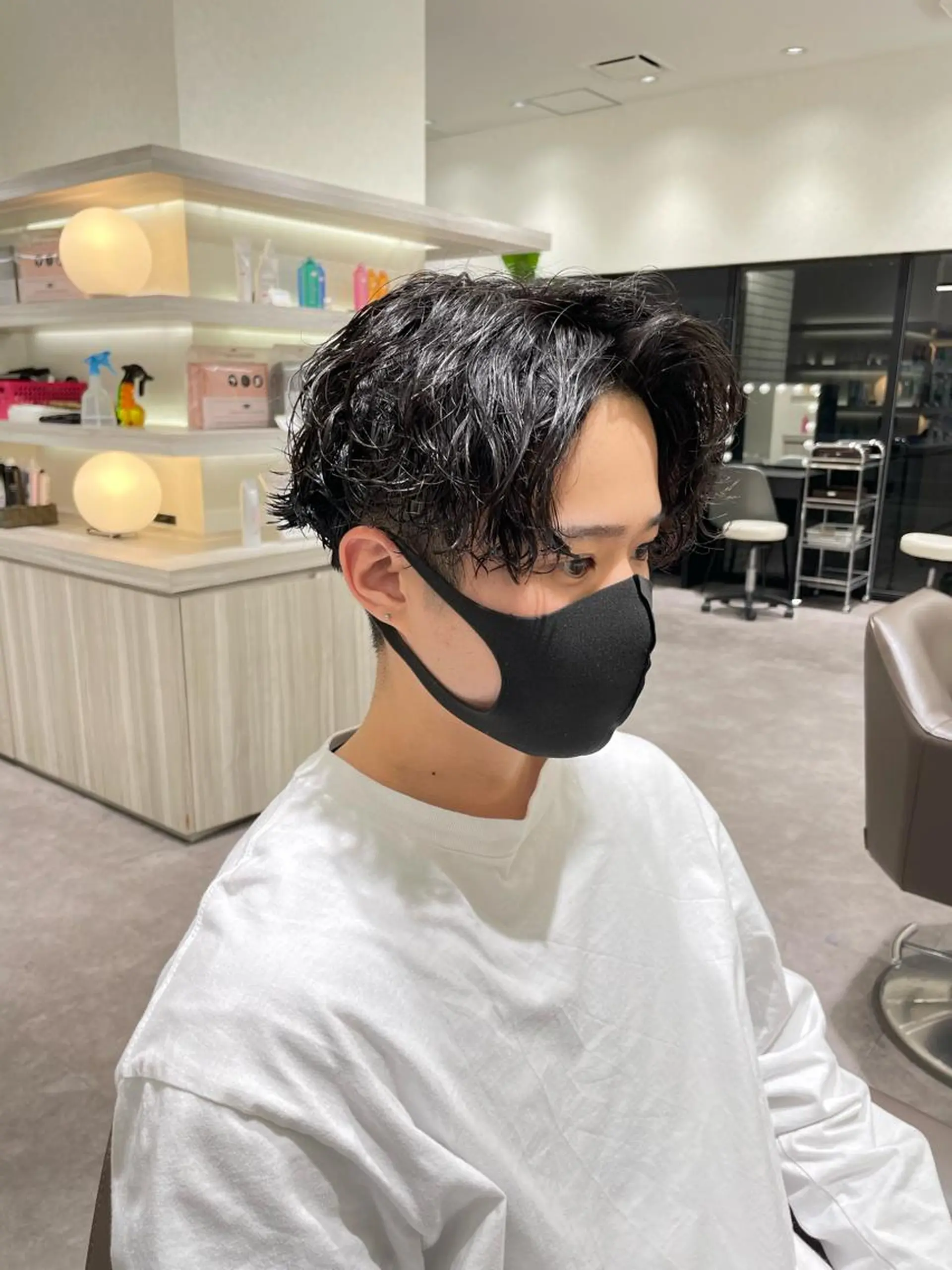 ショート パーマ メンズ メンズブリーチ メンズハイライト メンズメッシュ メンズパーマ メンズツイストパーマ カット パーマ Reginavita栄所属・パーマ×メッシュ/ 本日空き○/岡本一真のヘアスタイル