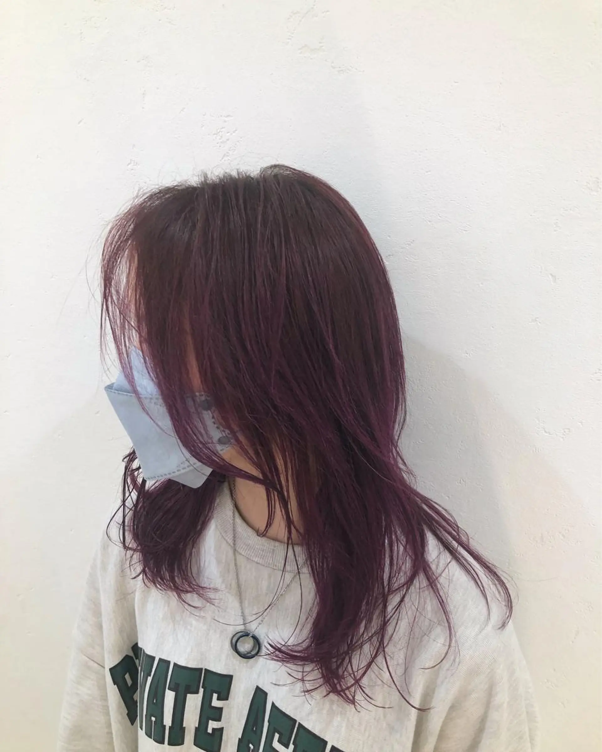 ミディアム カラー ブリーチ ハイライトカラー ラベンダーカラー パープルカラー ハイライト ニュアンスカラー🫧 加納のヘアスタイル