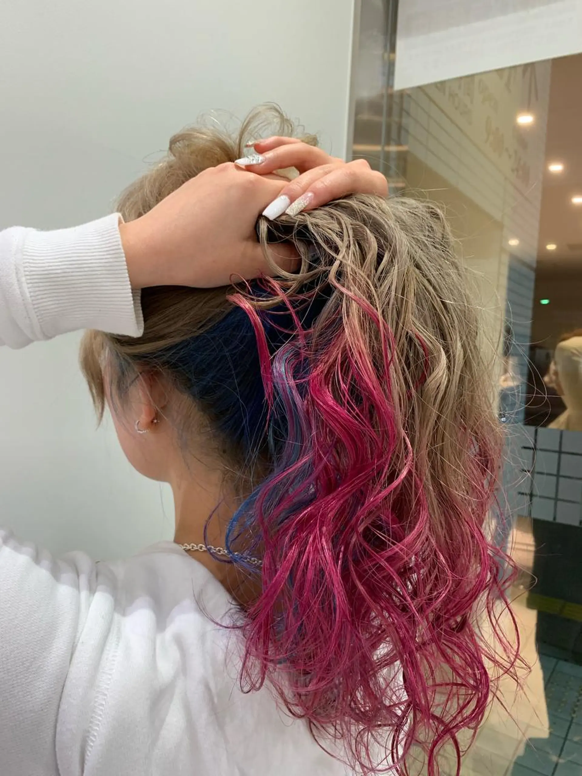 ロング カラー ユニコーンカラー N° jillva ♦️川端裕司♦️のヘアスタイル