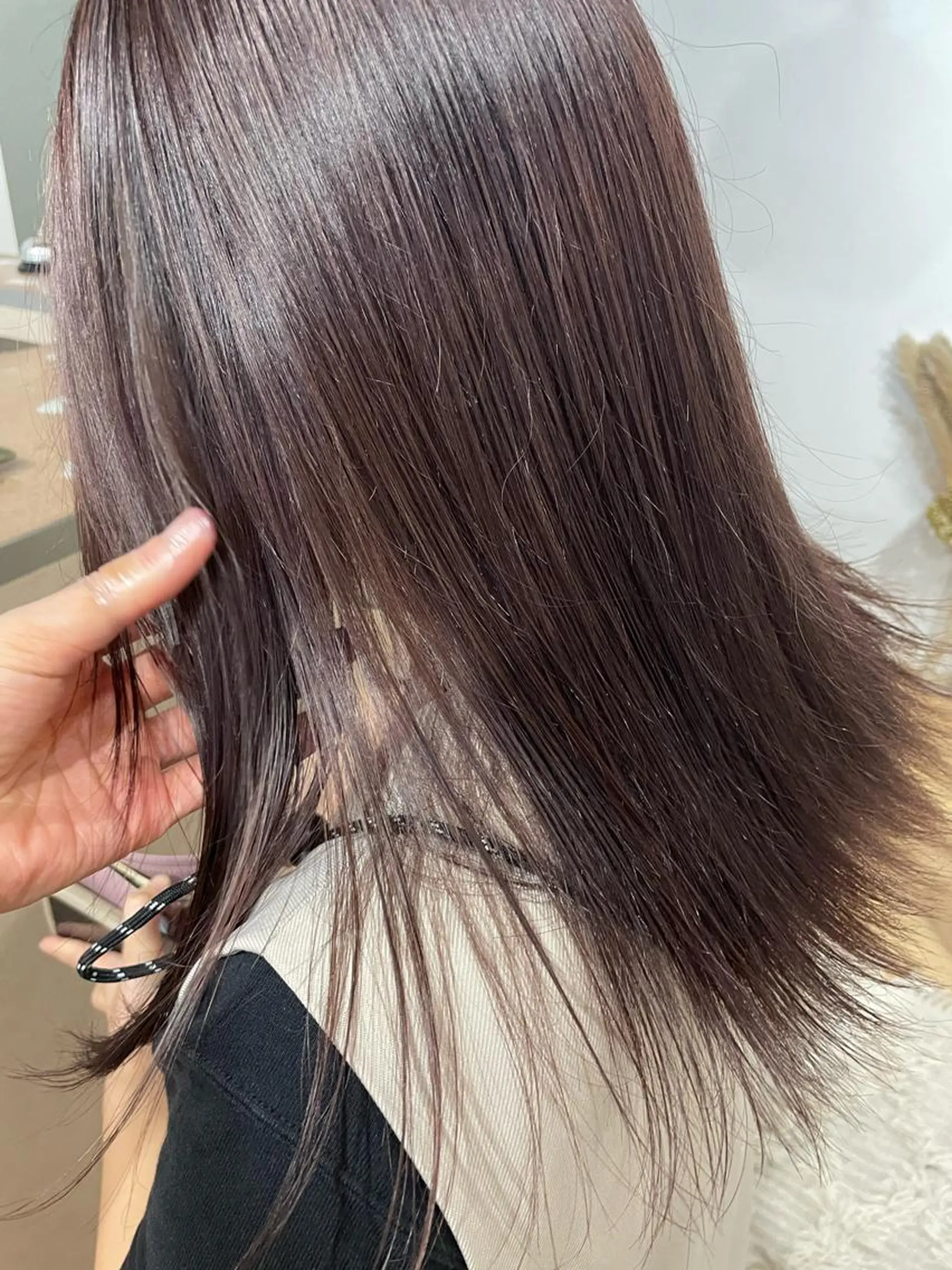 セミロング カラー ブラウンカラー ラベンダーカラー ラベンダーブラウン ピンクカラー ピンクラベンダー lani hair salon所属・SHOTO ハイトー ン/デザインカラーのヘアスタイル