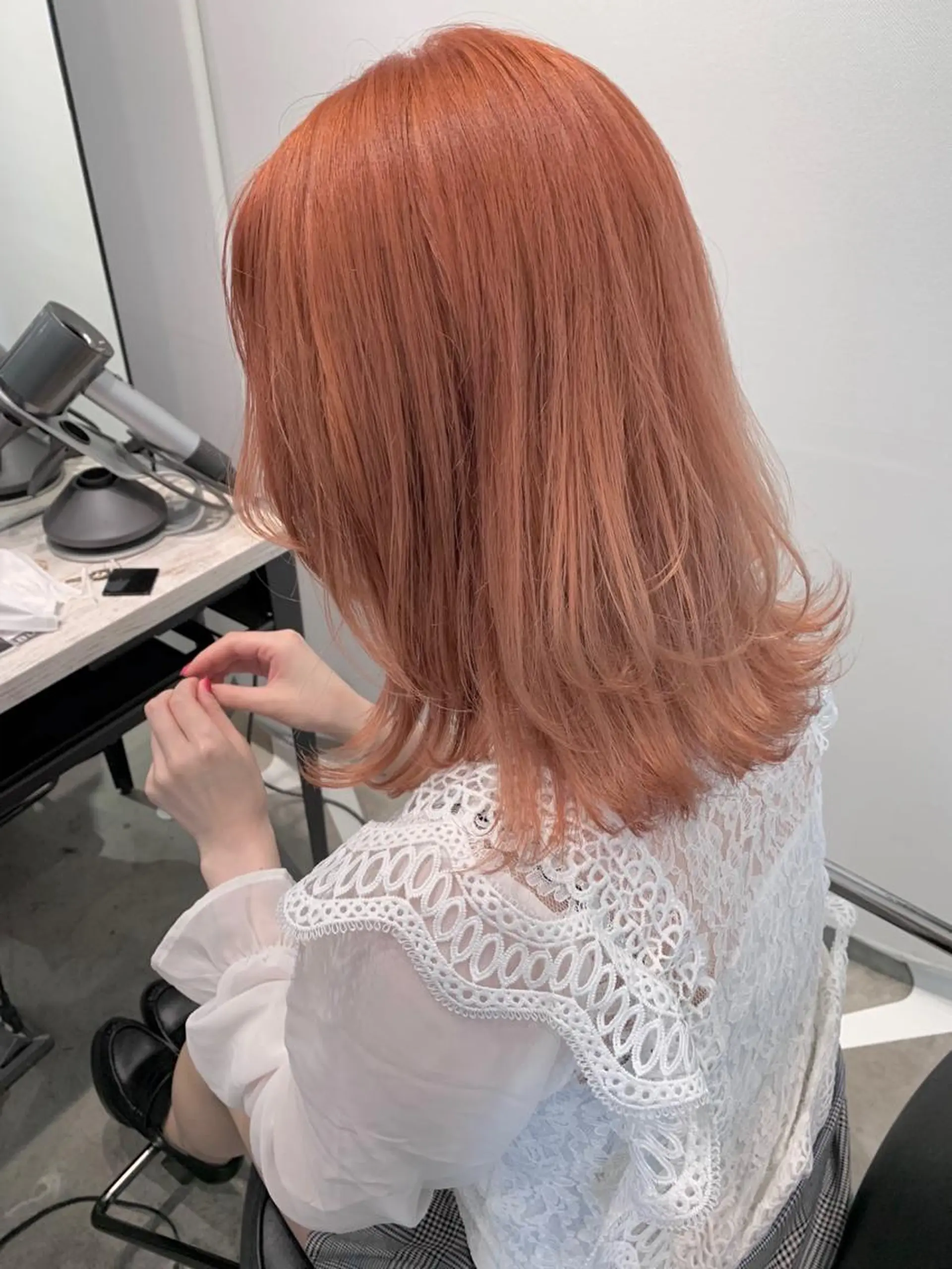 ミディアム カラー ブリーチ 透明感カラー オレンジ ヘアカラー 艶ハイトーン/ヘア アレンジAYAKAのヘアスタイル