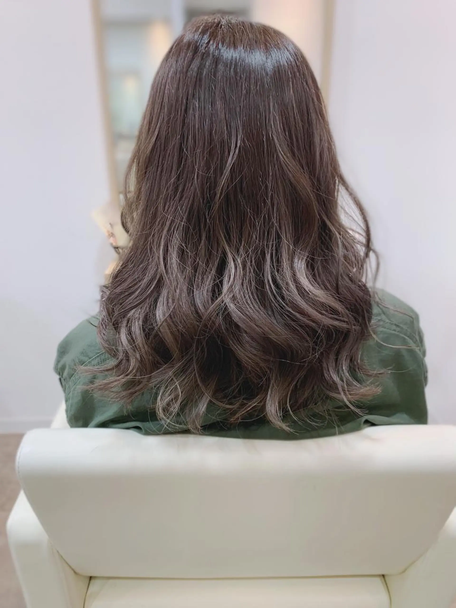 ロング N°rico川喜田 里衣のヘアスタイル