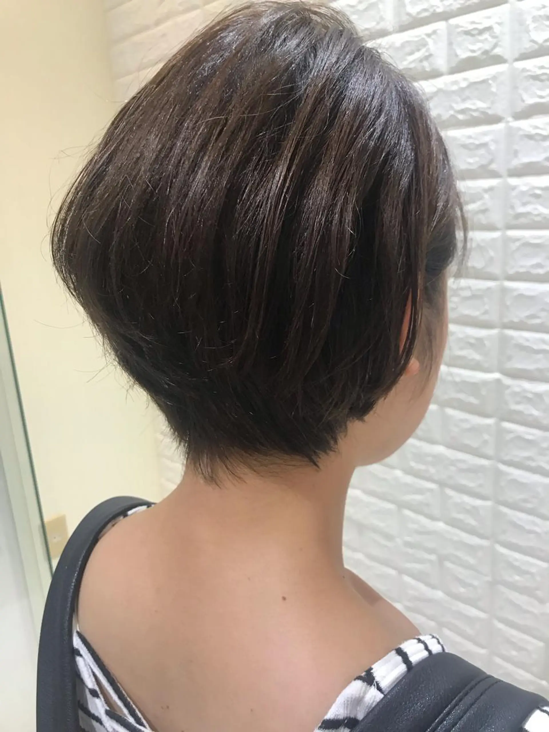 ショート ナガイ ユウキのヘアスタイル