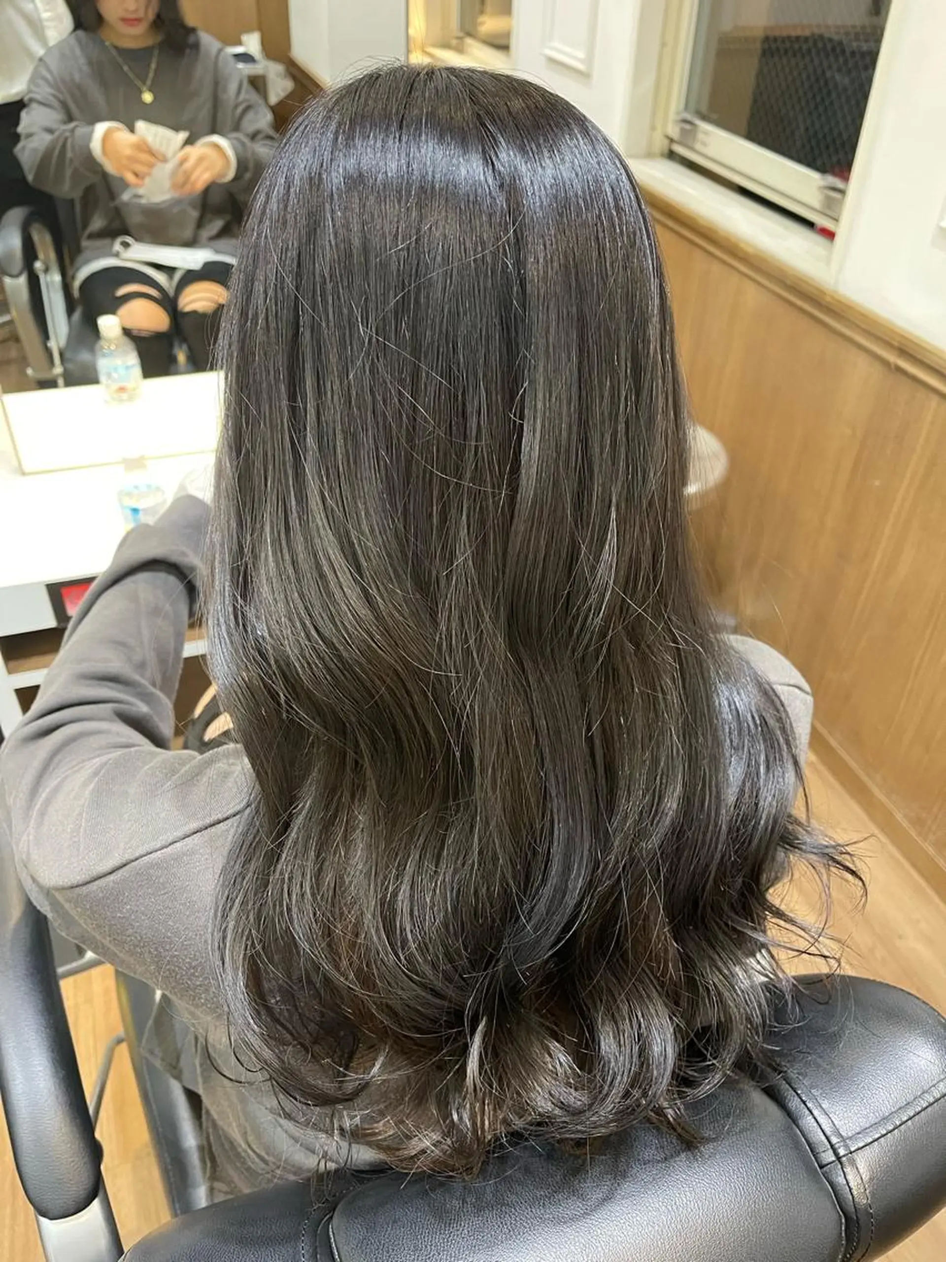 ロング 丸山 亜加理のヘアスタイル