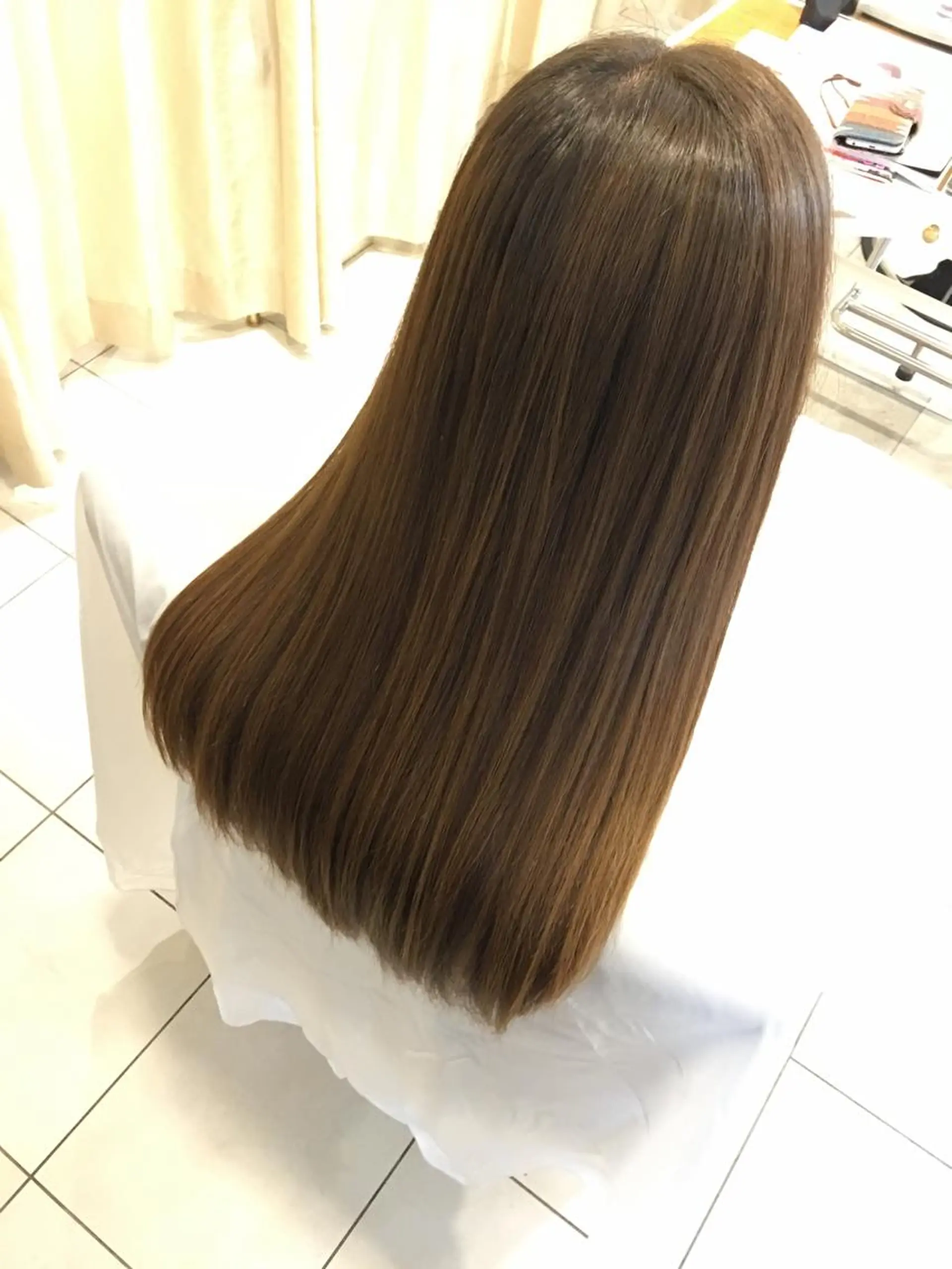 ロング カラー アッシュ ハイトーンカラー ブリーチカラー🌈 嘉名 真樹のヘアスタイル