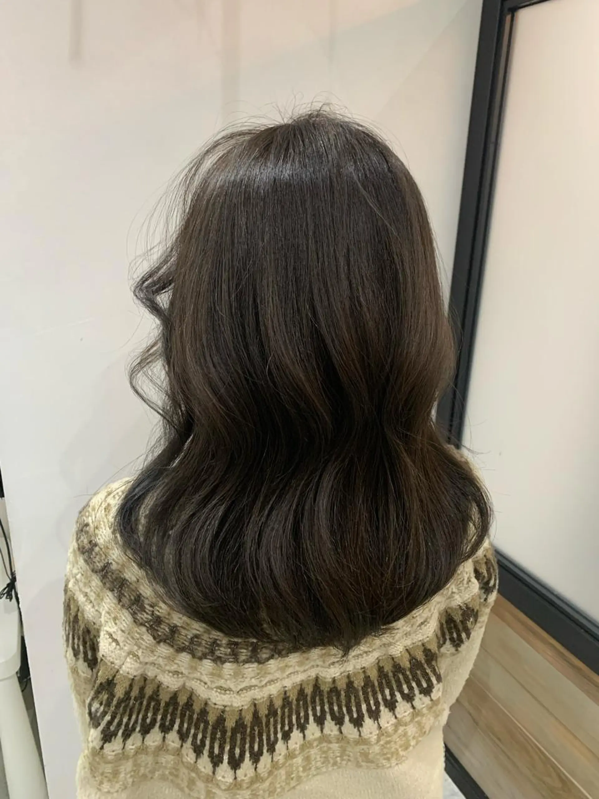 セミロング ヘアカラー LITTLE _KATOのヘアスタイル