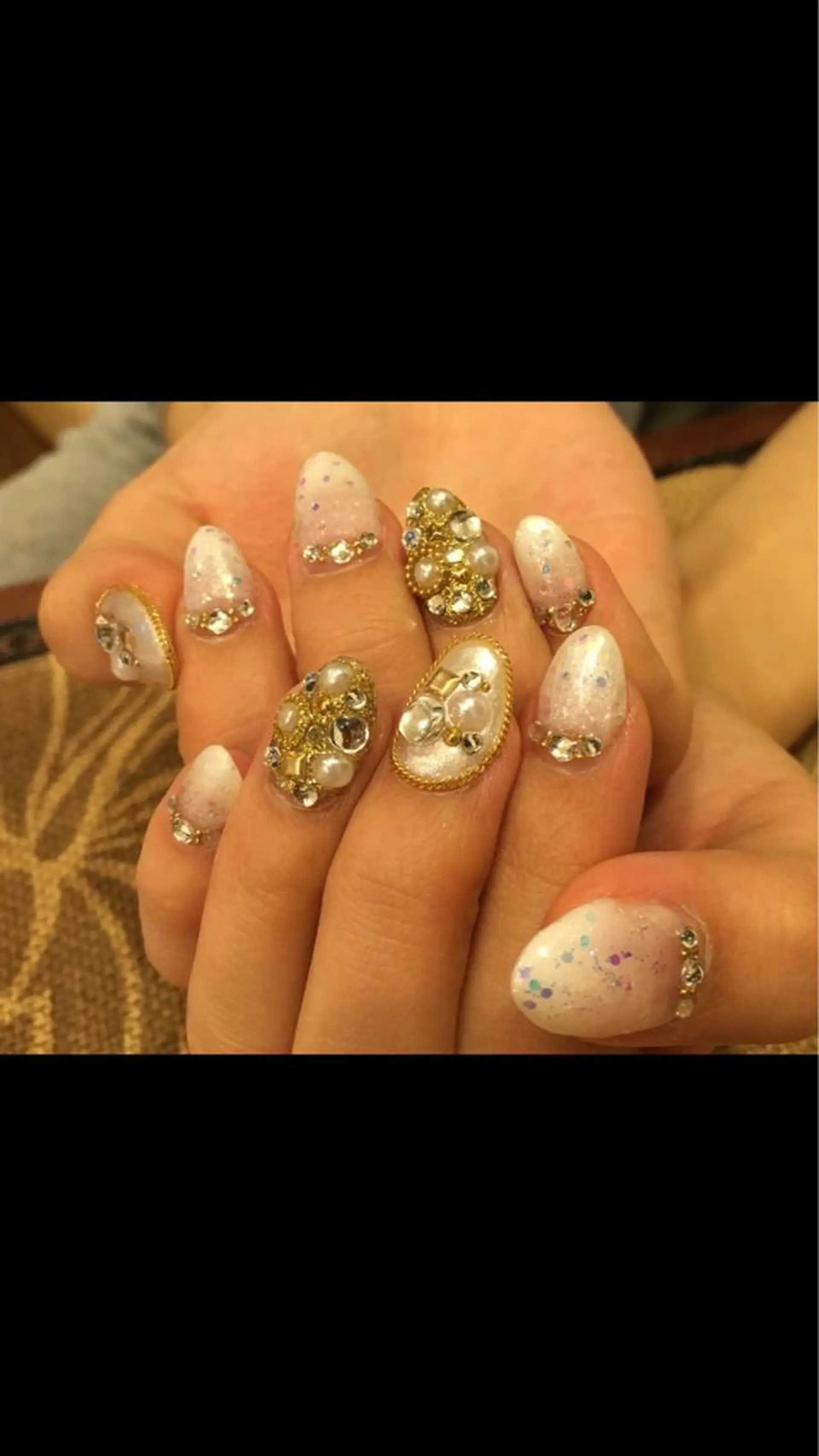 ネイル アートネイル ストーンネイル KaHaNa nail salonのネイルデザイン