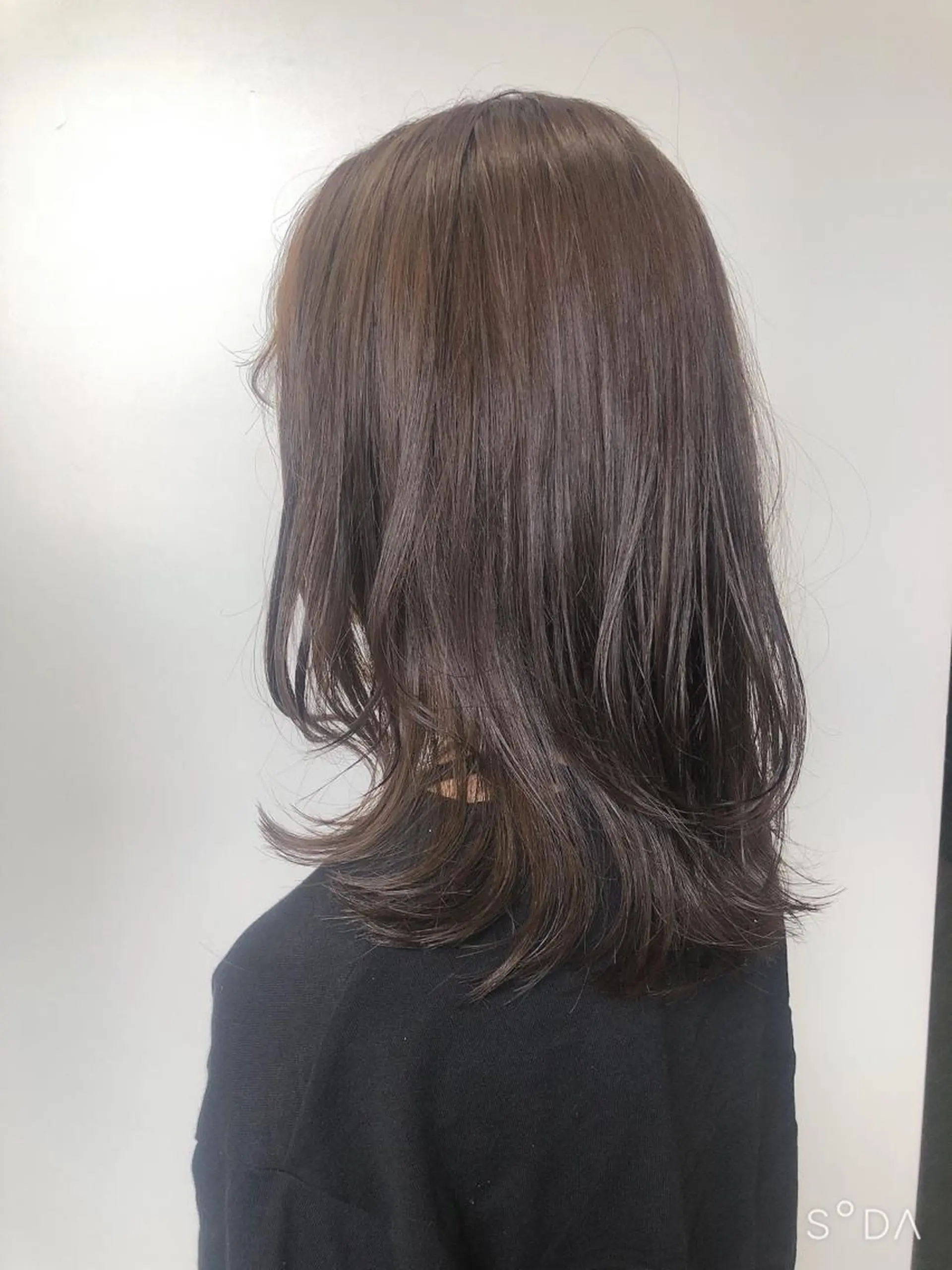 ミディアム カラー アッシュ アッシュブラウン ブリーチ ブラウンカラー 透明感カラー Steelo  渋谷所属・✴︎赤み除去カラー daichi✴︎のヘアスタイル