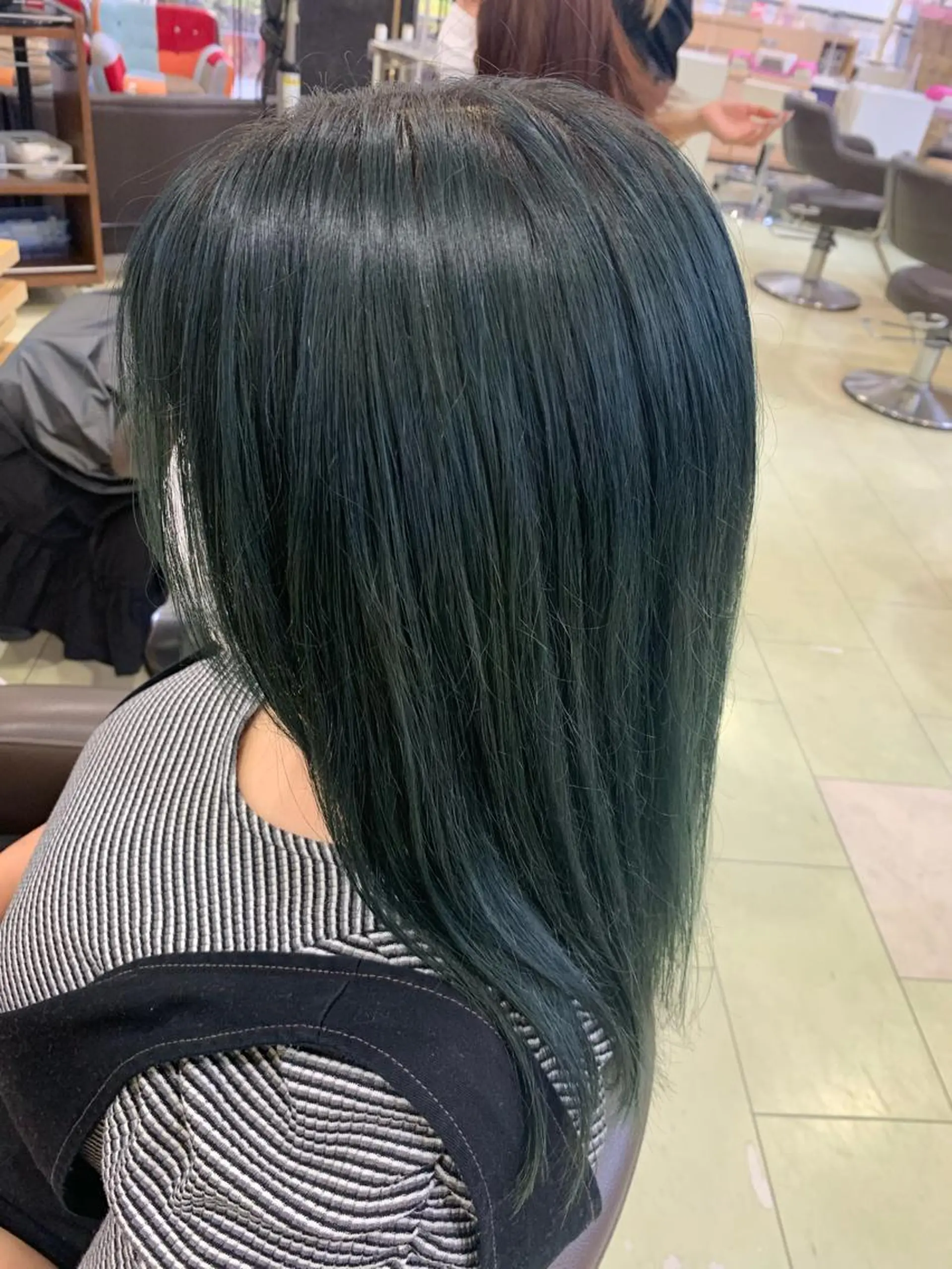 ミディアム カラー ヘアアレンジ ヘアカラー ホットペッパー に移行中【かな】のヘアスタイル