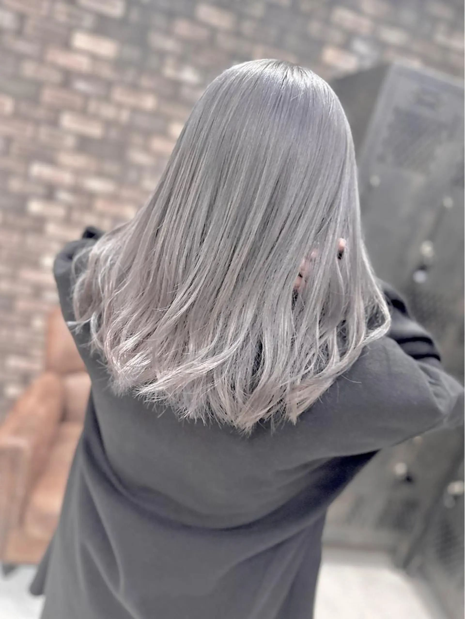 ミディアム ヘアカラー 🔷ブリーチバレイヤ ージュ🔷飯野達也のヘアスタイル