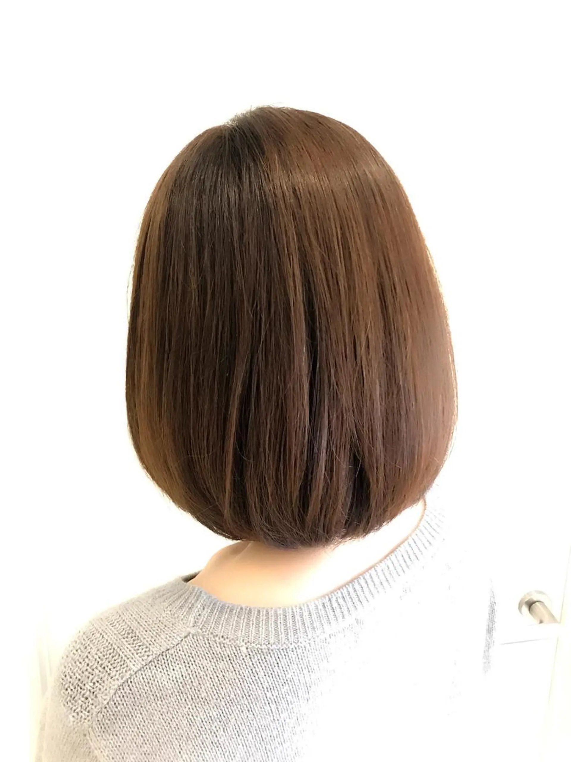 ショート アッシュ アッシュブラウン ボブ ヘアカラー トリートメント 青木 大輔のヘアスタイル