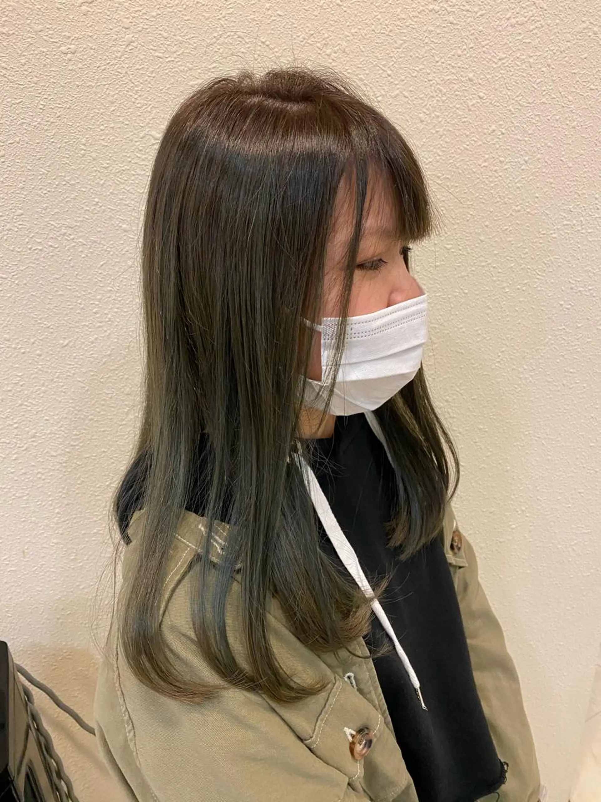 ロング カラー ハイライトカラー オリーブカラー ハイライト coeur所属・中川 茜里のヘアスタイル