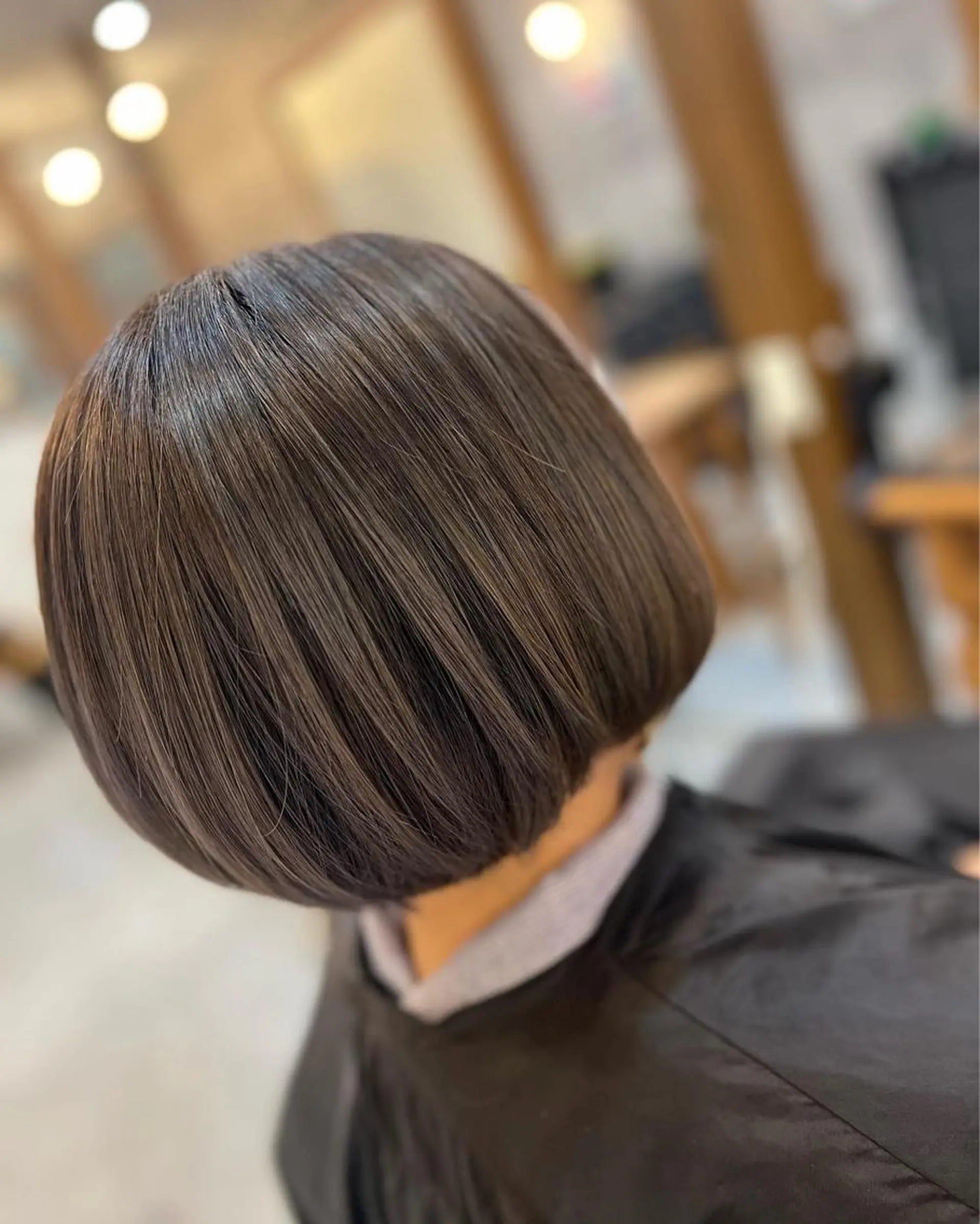 ショート カラー ショートボブ ベージュカラー グラデーションカラー ボブ ショートヘア ヘアカラー Style Tのヘアスタイル