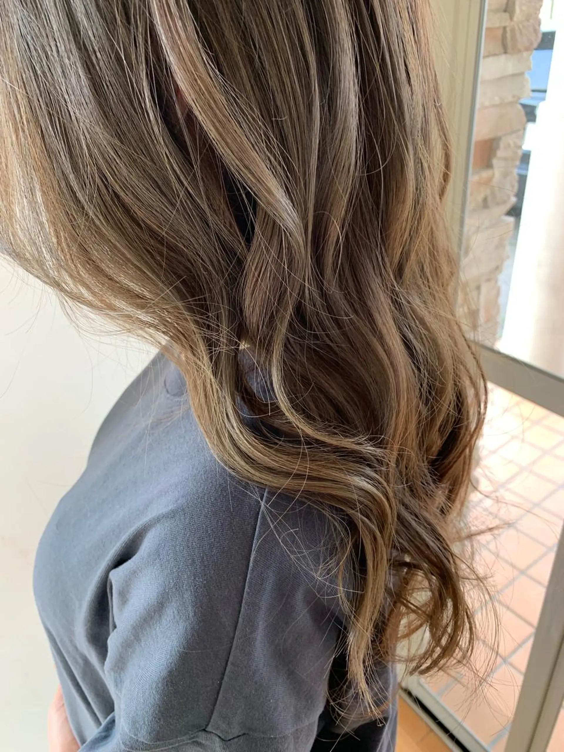 カラー 柴田 結衣のヘアスタイル