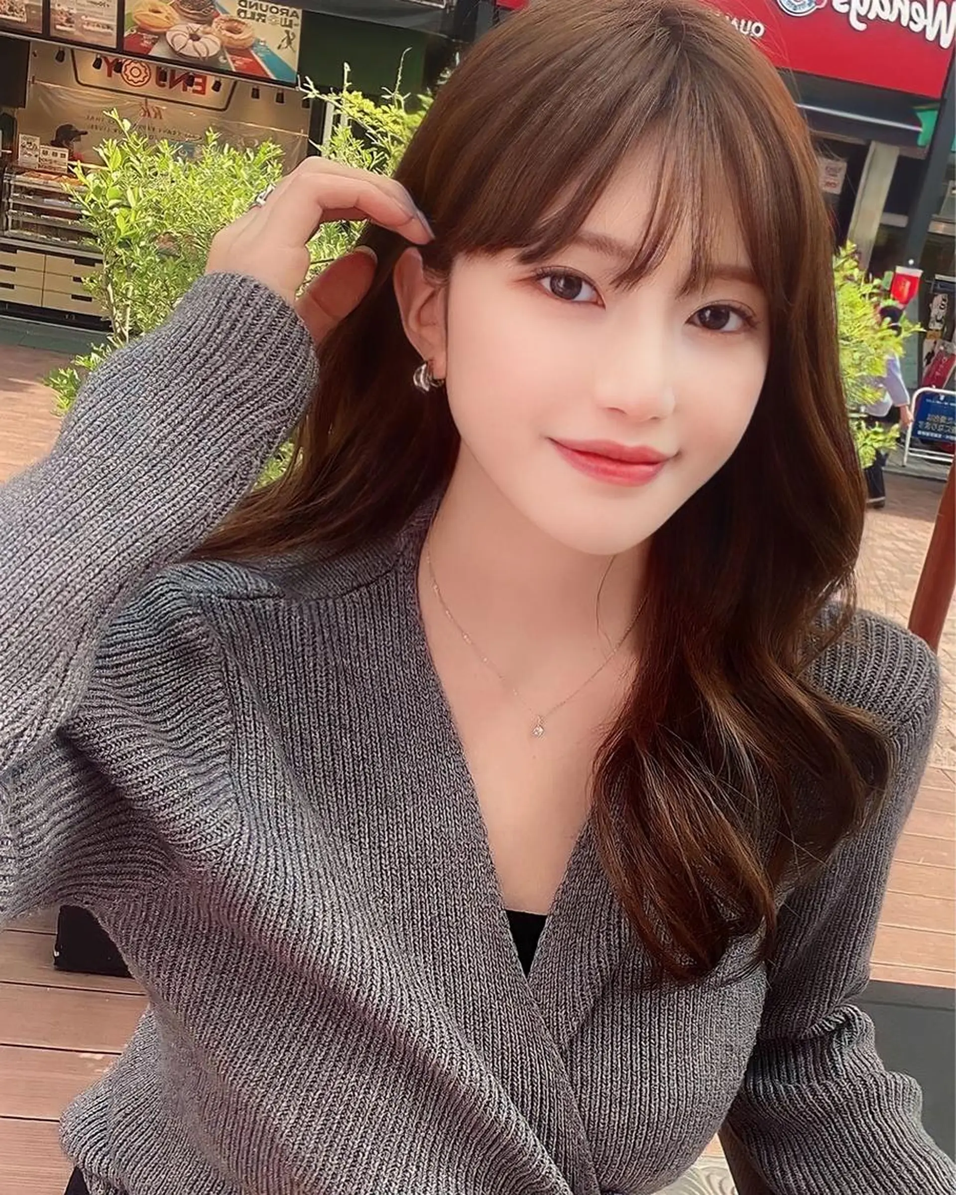 セミロング くびれヘア 韓国風ヘア くびれレイヤー レイヤーカット モテ髪をつくる✂️ 佐藤ヒロのヘアスタイル