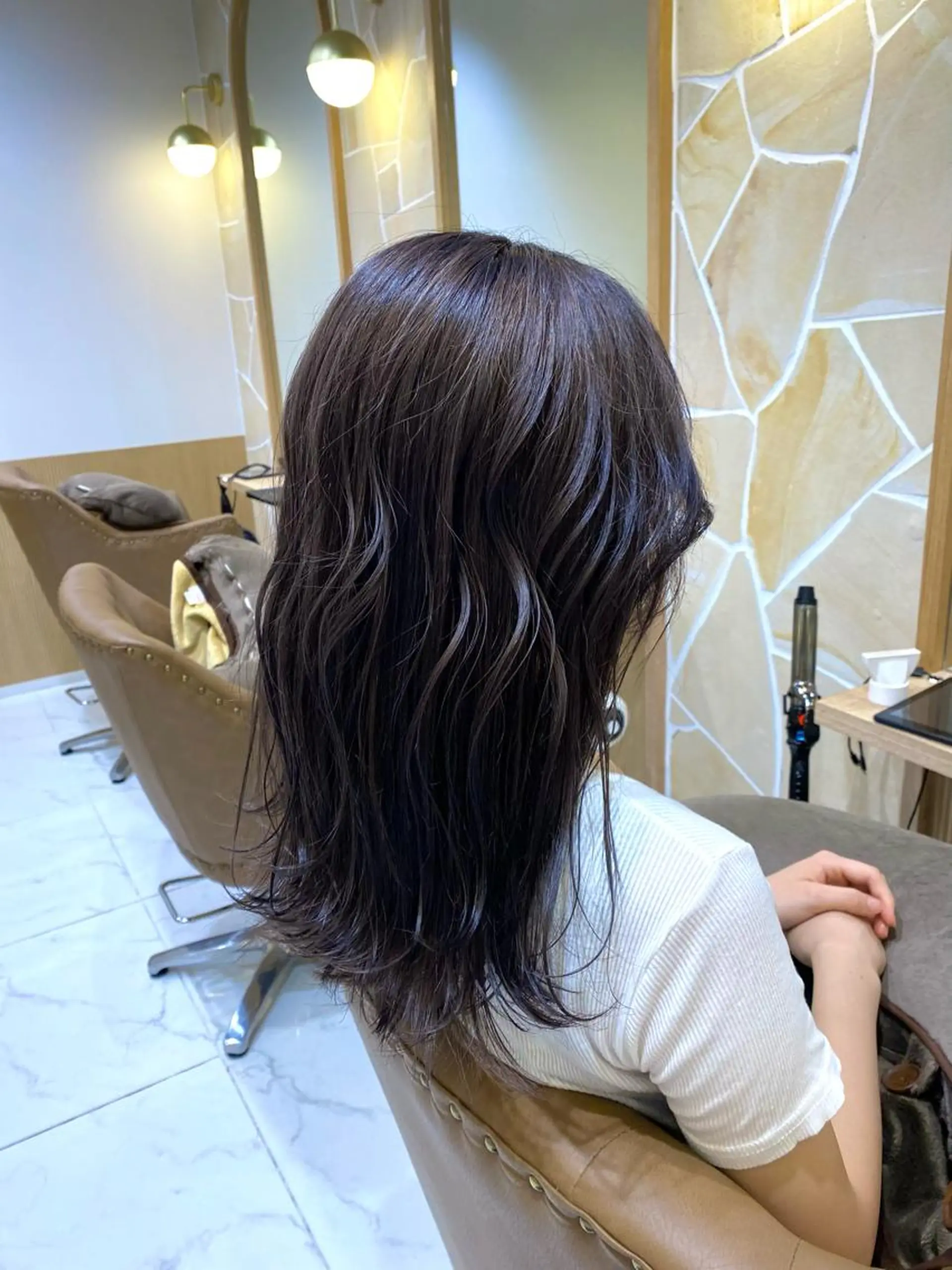 ロング カット ヘアカラー 坂井 茅聖のヘアスタイル