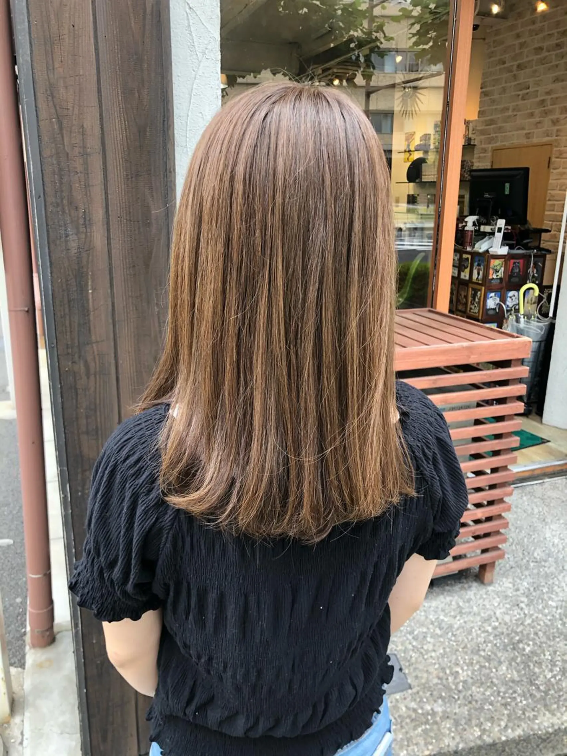 セミロング カット ヘアカラー 國次 夕貴のヘアスタイル