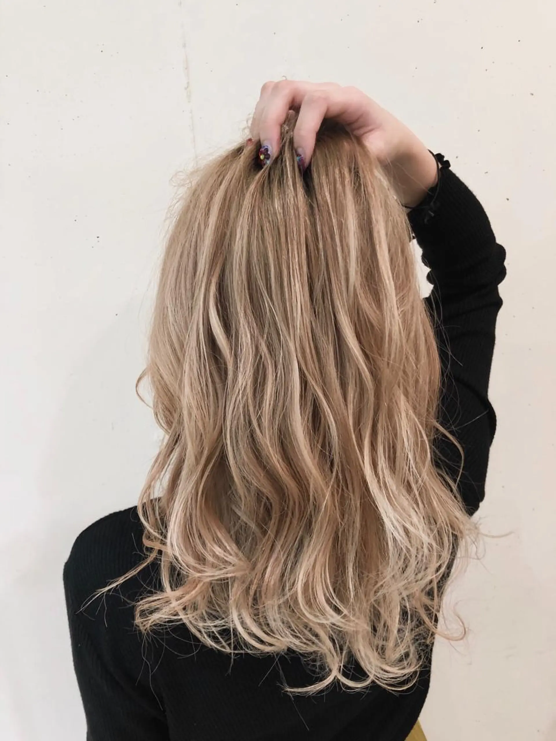 セミロング カラー パーマ ヘアアレンジ バレイヤージュ ベージュカラー ブリーチ ケアブリーチ 透明感カラー 【ツヤ髪美容師】 ツダケイスケのヘアスタイル