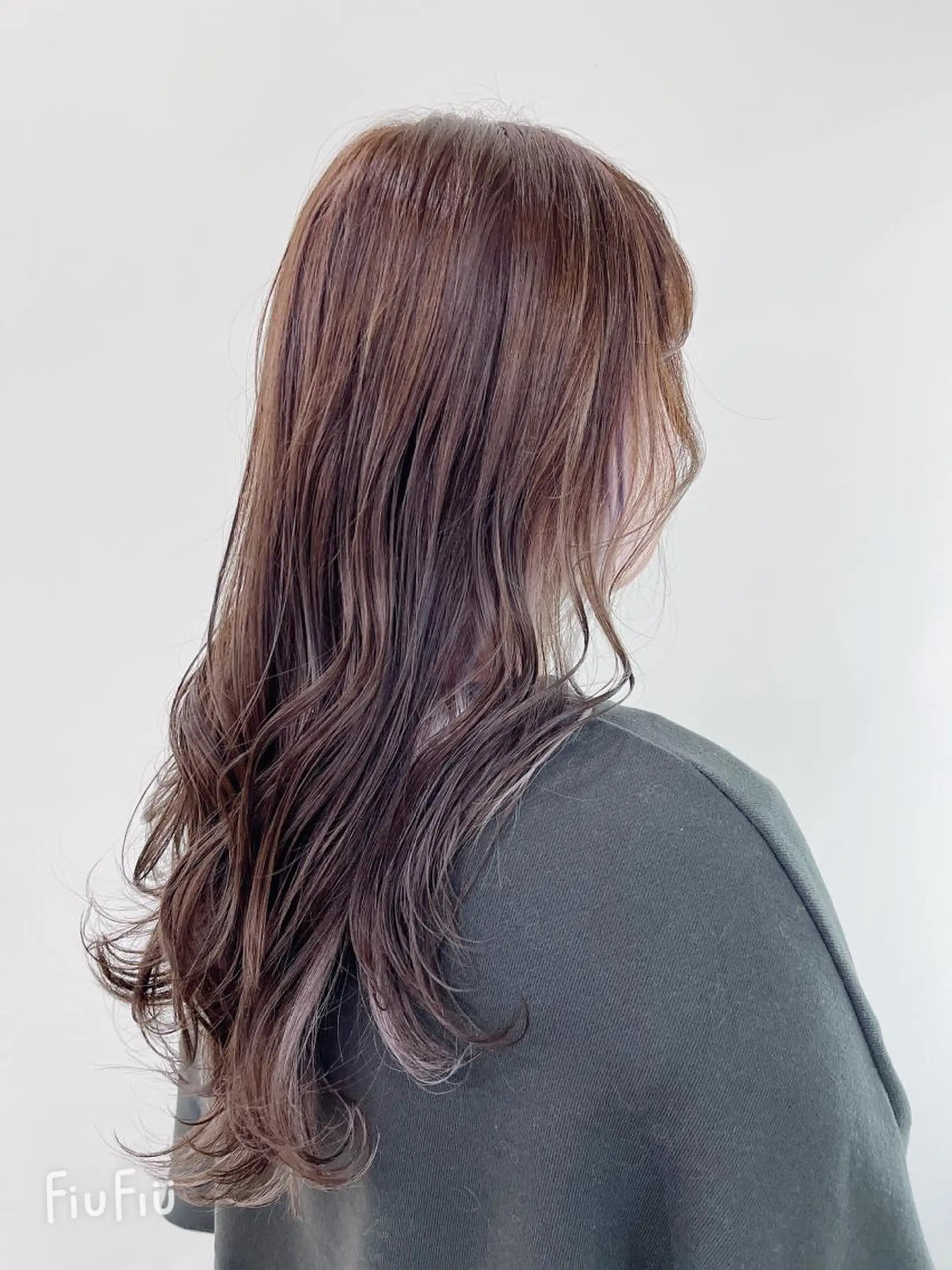 ロング カラー 新宿/小顔レイヤー/ 顔まわり/西慶太朗のヘアスタイル