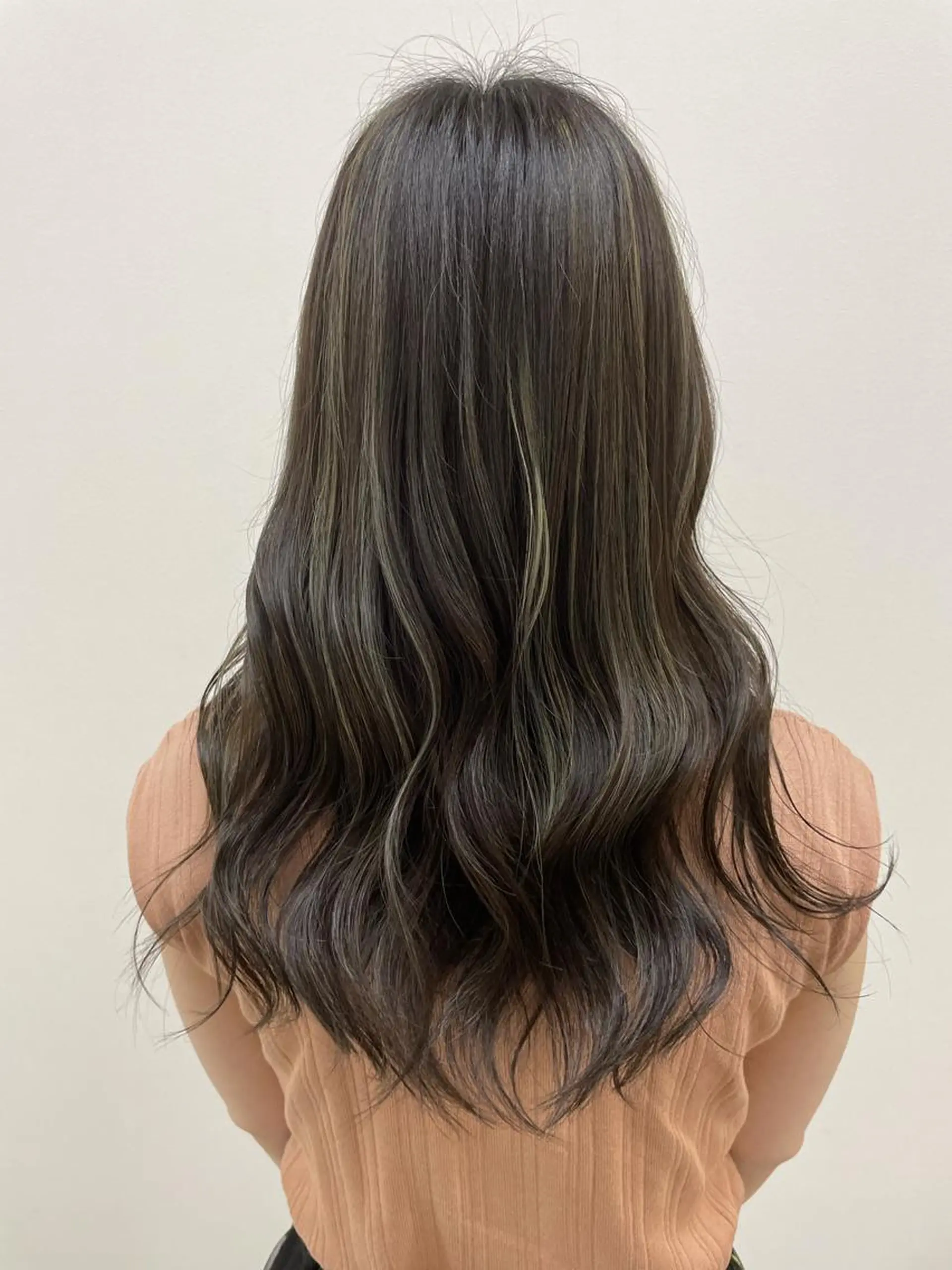 ロング カラー ハイライトカラー ハイライト Hana ♡ marshu梅田のヘアスタイル