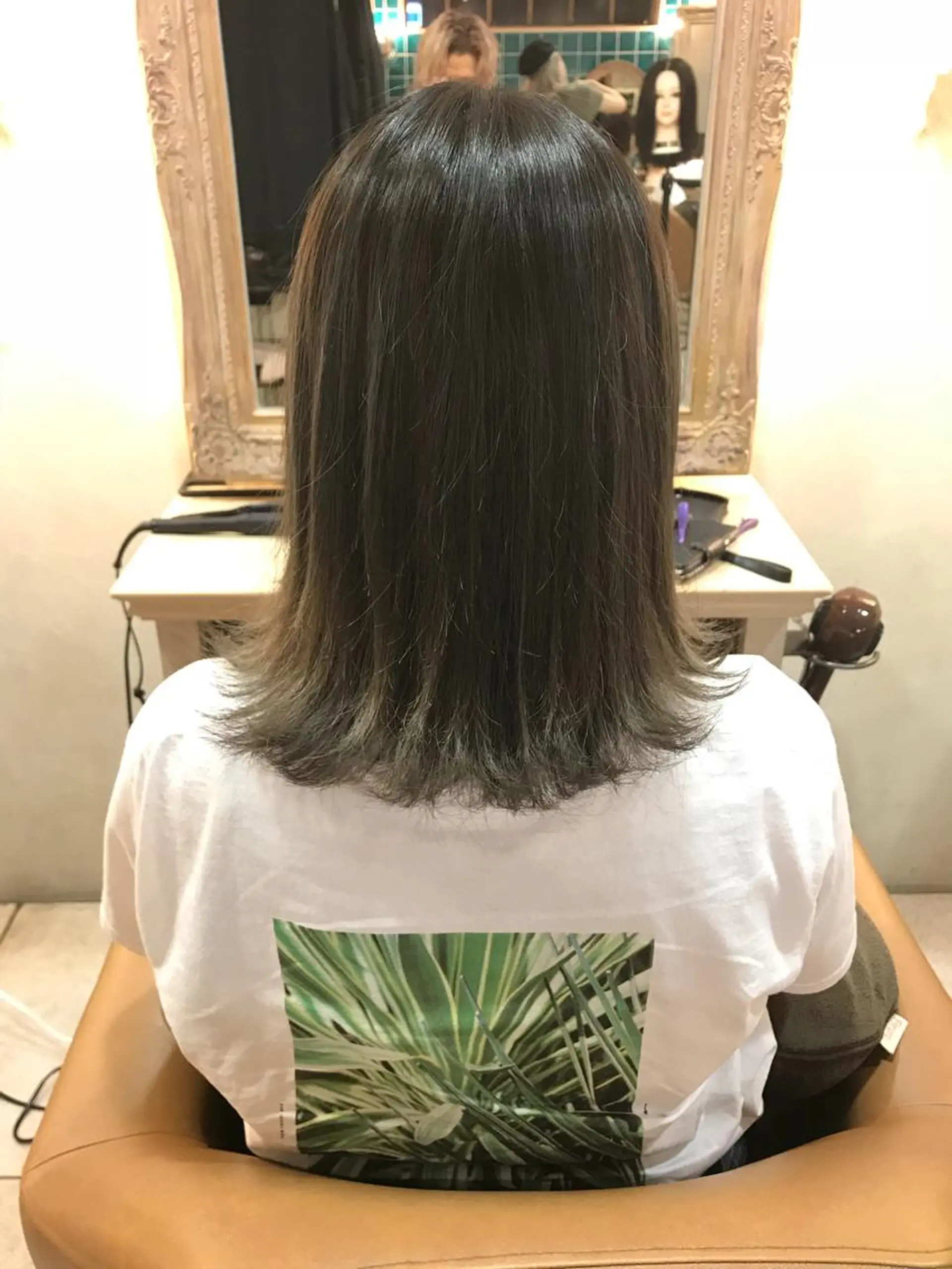 カラー アッシュ グラデーションカラー ima所属・ima代表 ニヘイのヘアスタイル