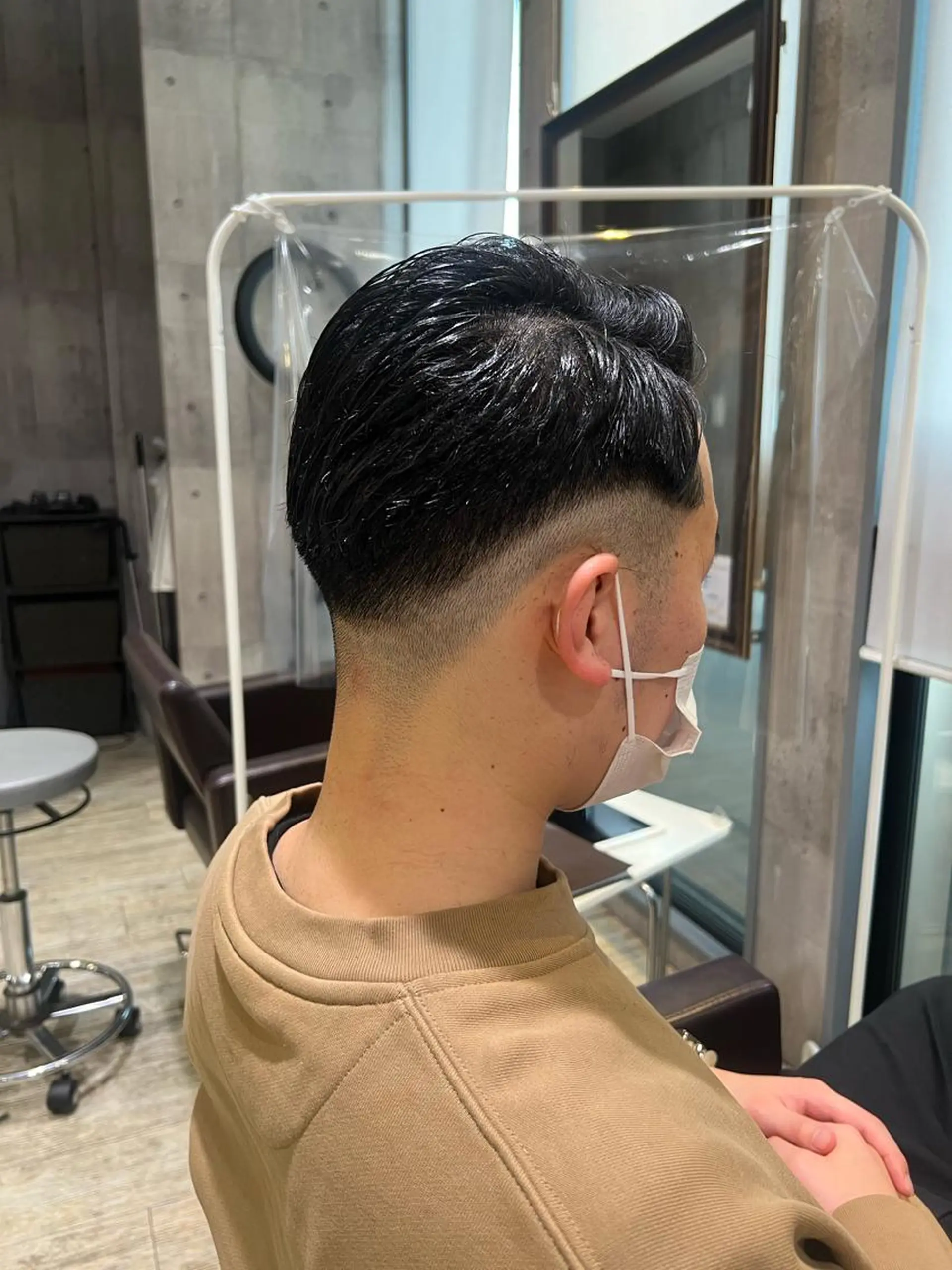 ショート カラー パーマ ヘアアレンジ メンズ キッズ ネイル マツエク・マツパ アイブロウ MODEK's西宮店 マネージャー神道有基のヘアスタイル