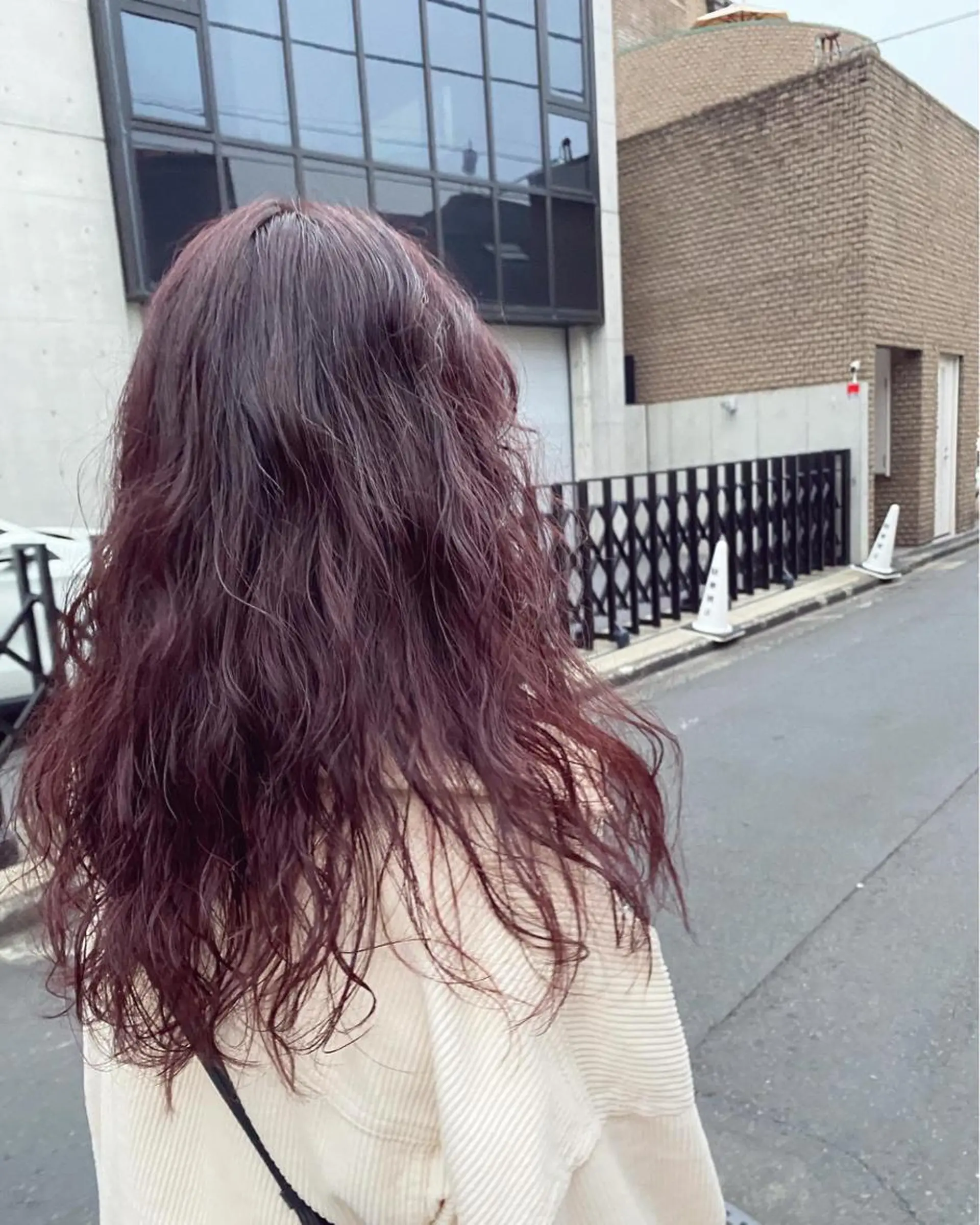 セミロング カラー ブリーチ お任せヘア☘️☘️ 及川渚のヘアスタイル