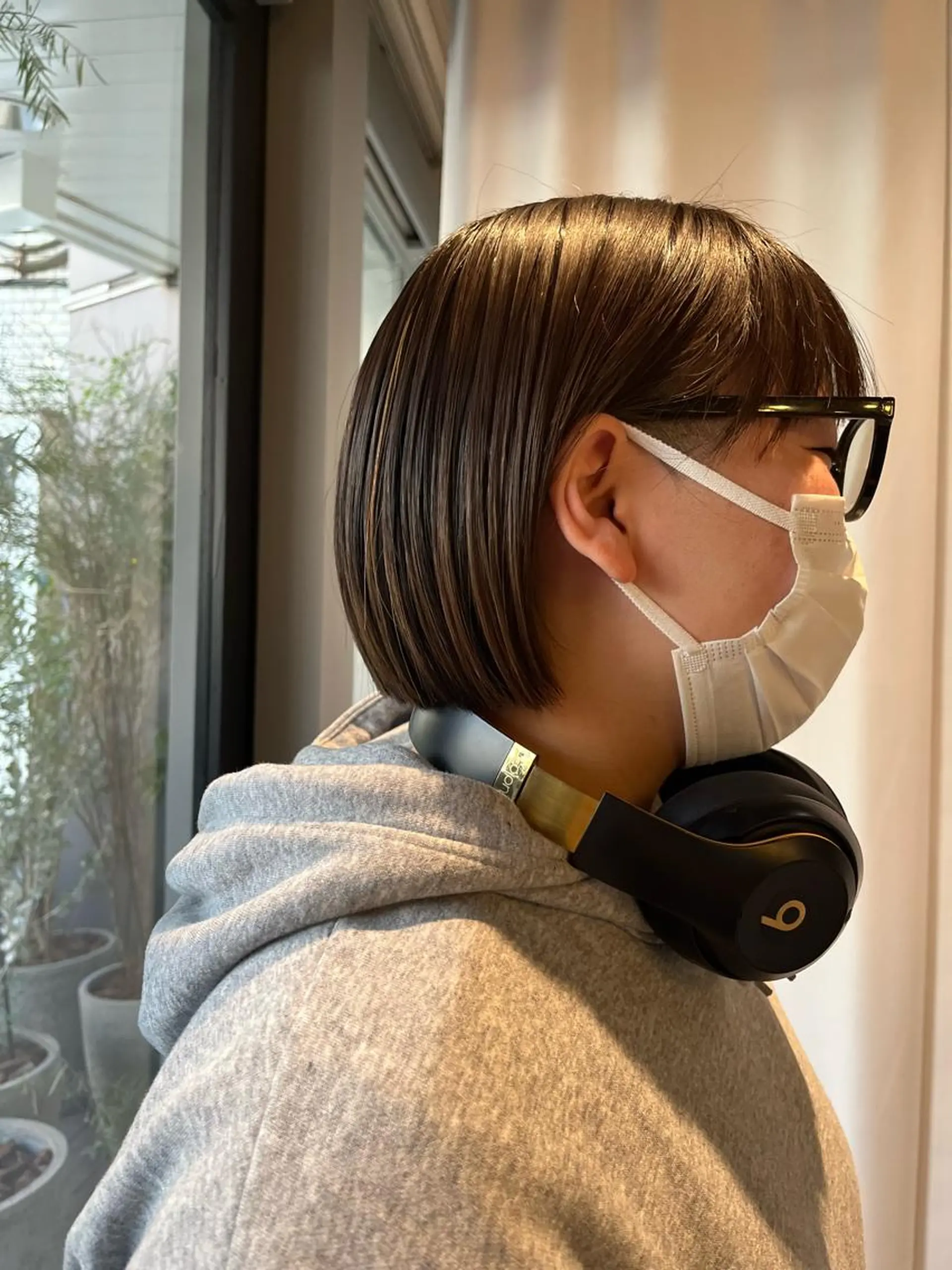 ショート カット ZEST kalon RINAのヘアスタイル