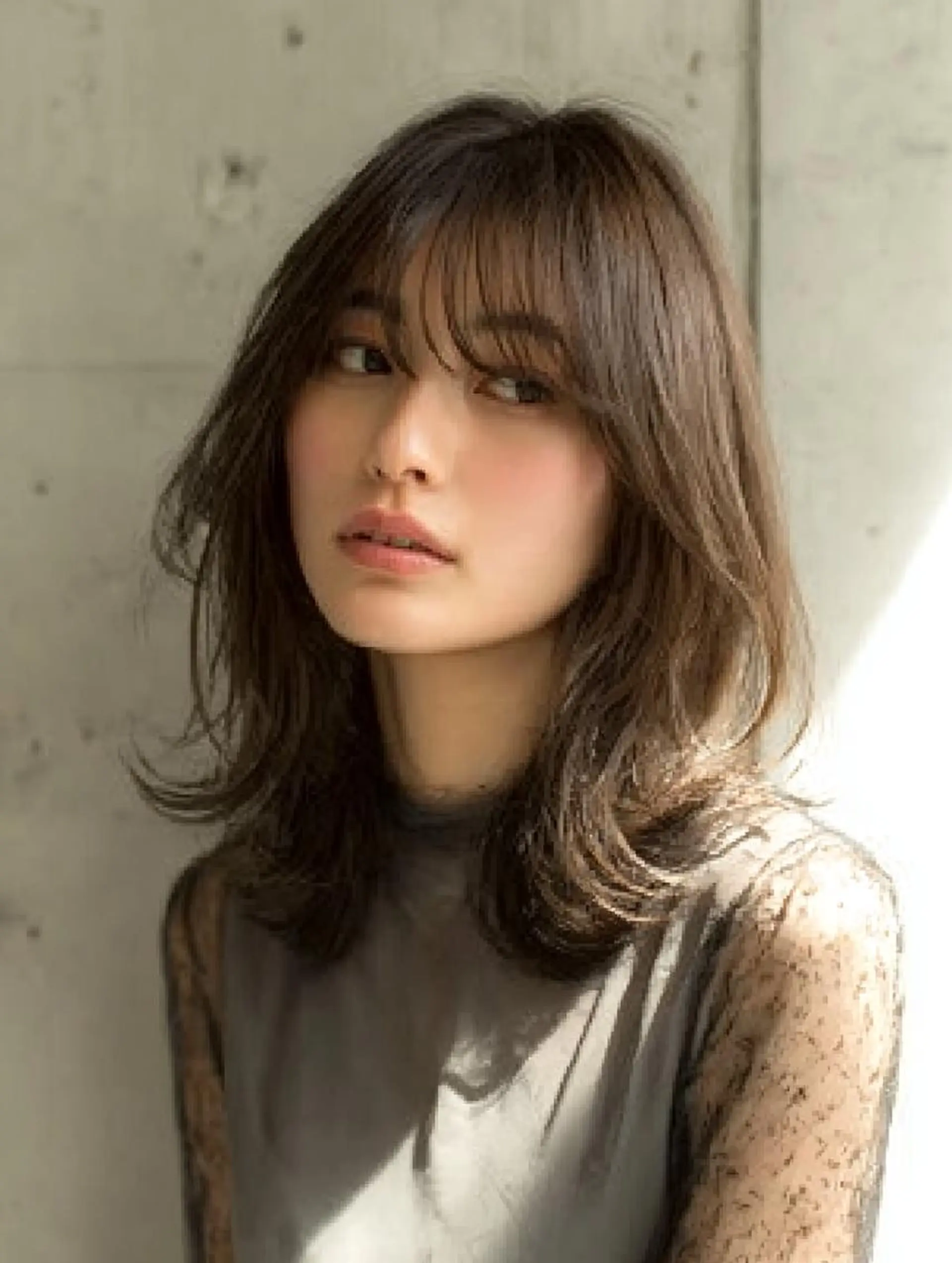 セミロング ハッシュカット 髪質改善 レイヤーカット 縮毛矯正 トリートメント カット ヘアカラー トリートメント 生艶髪＆レイヤー🔔 渋谷お薦めNo.1✨のヘアスタイル