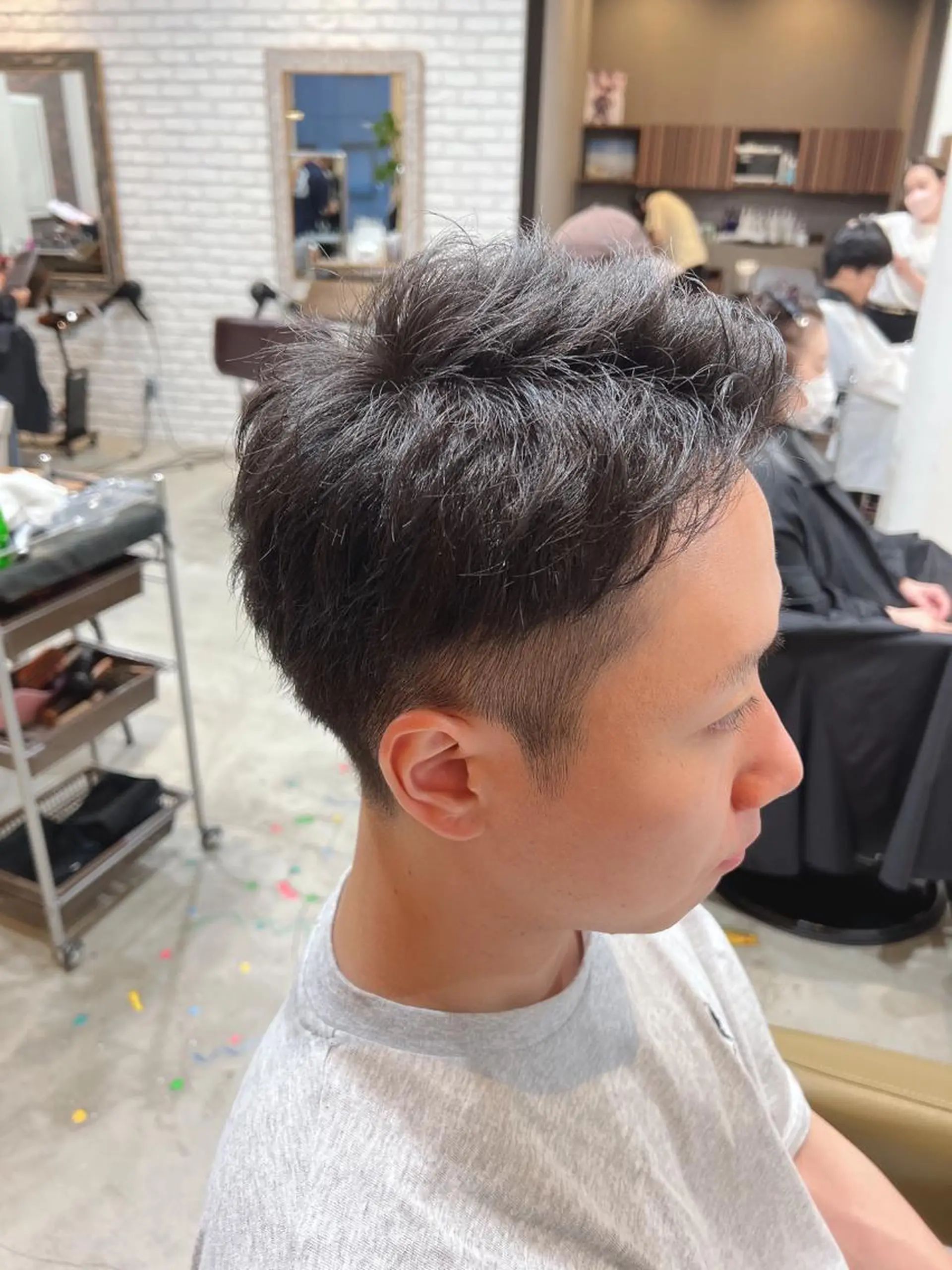 ショート パーマ ヘアアレンジ メンズ キッズ メンズバレイヤージュ メンズブリーチ メンズハイライト メンズインナーカラー メンズ韓国風 カット 五反田　美容院☆張 明星☆韓国ヘアのヘアスタイル