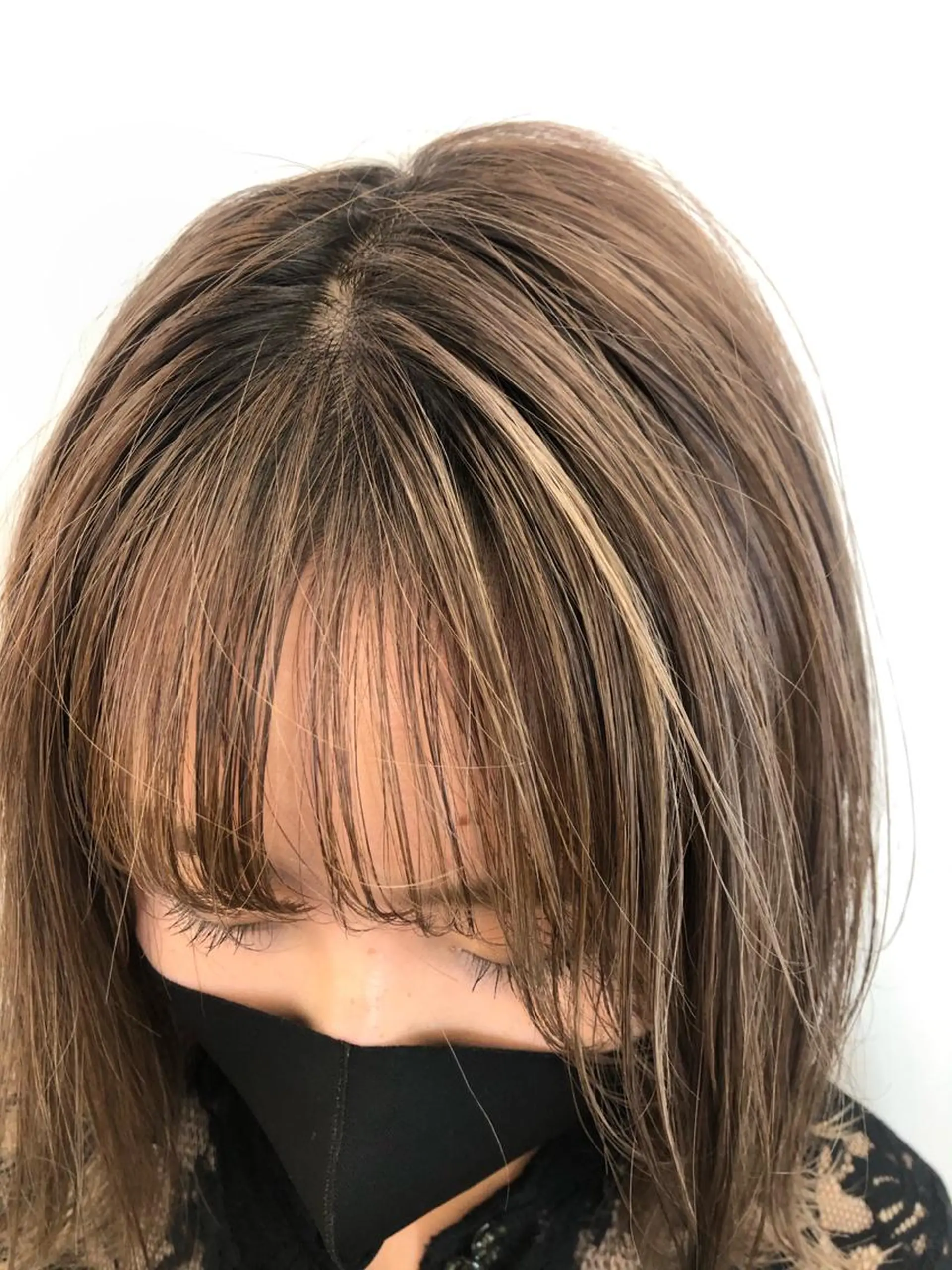 ショート カラー ブリーチ ハイライトカラー ハイライト ヘアカラー トリートメント 関 京磨のヘアスタイル