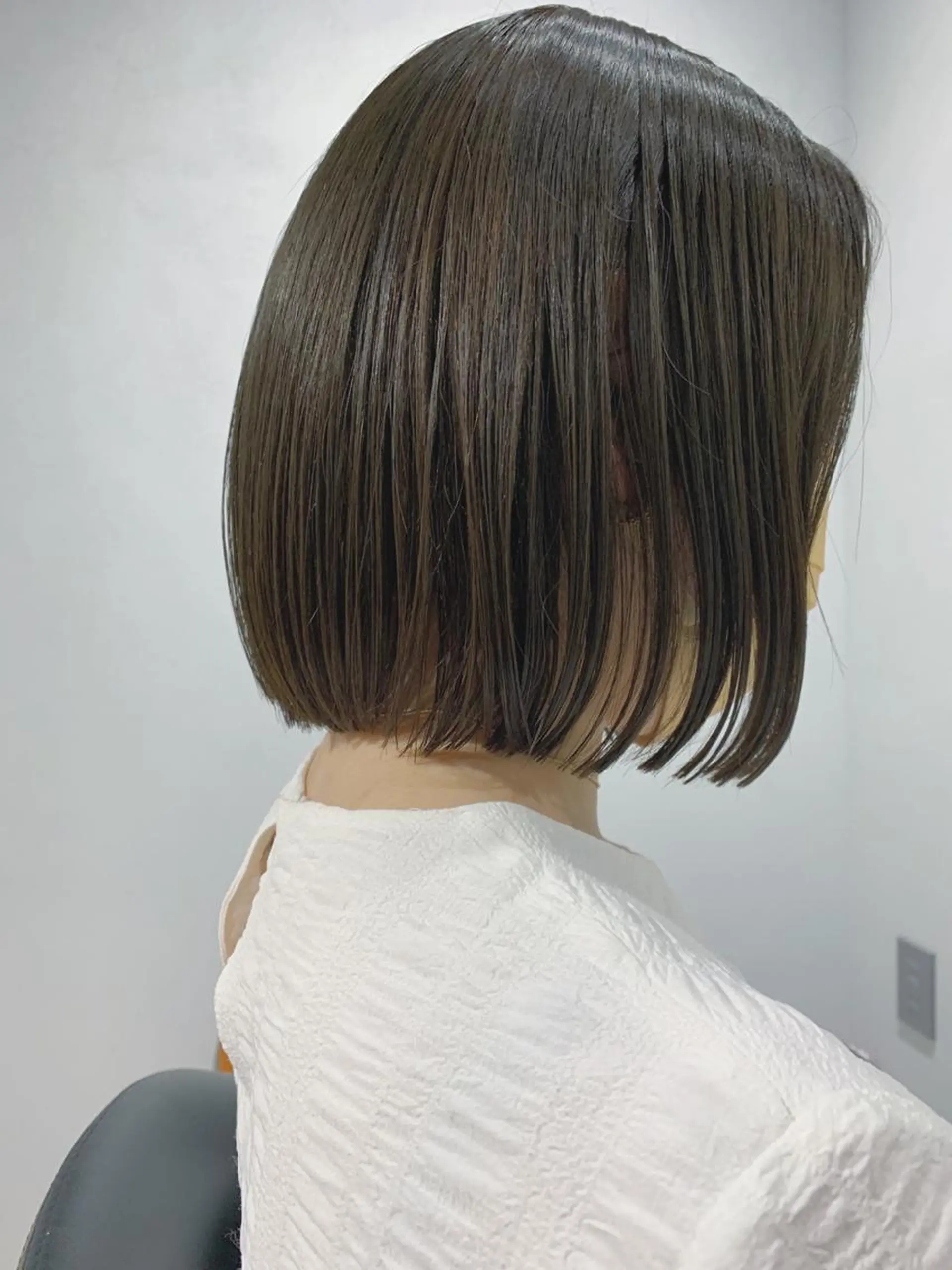 ショート カラー ボブパーマコテ巻き風 パーマNo1深江秀平のヘアスタイル