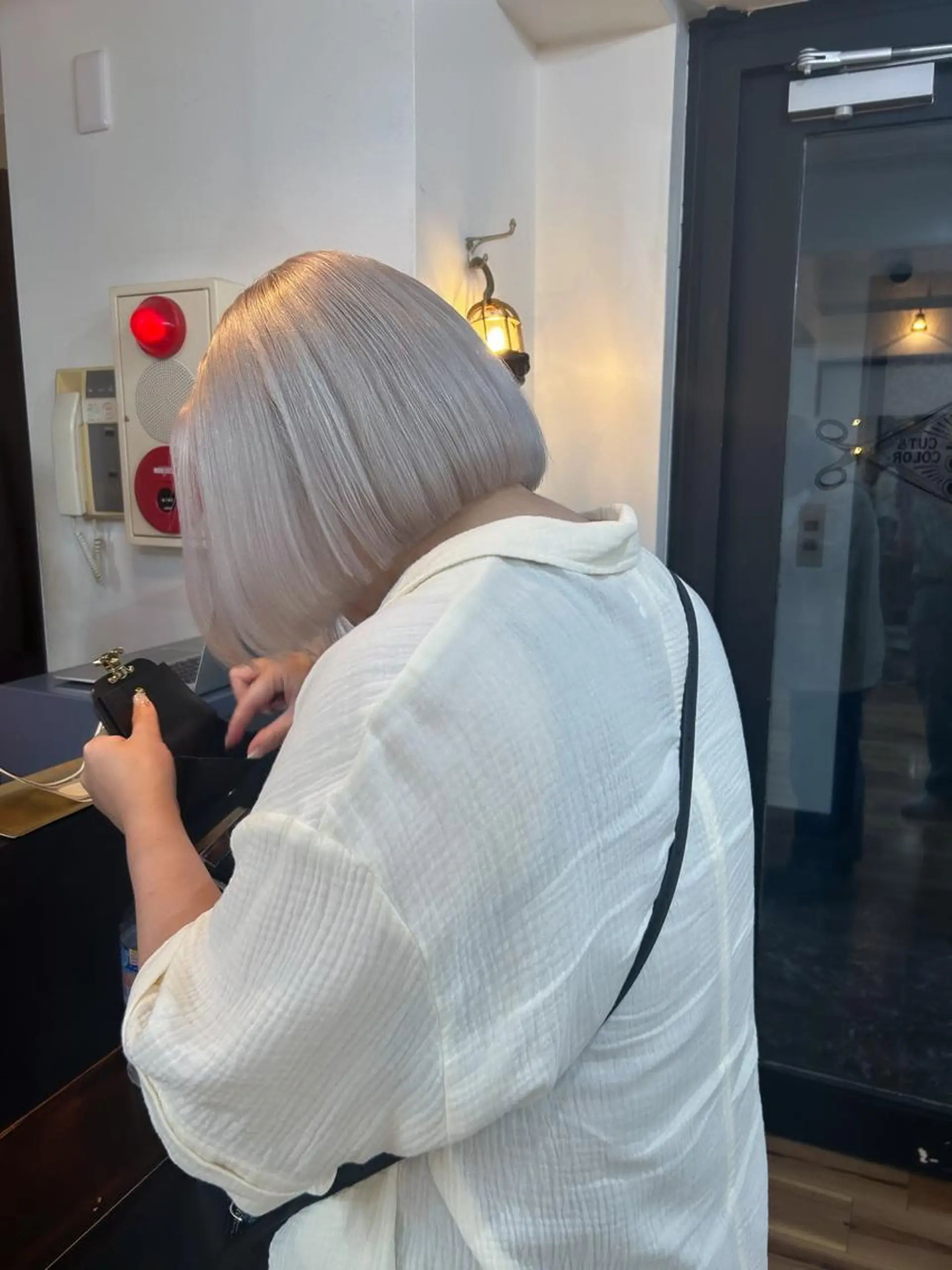 ショート カラー ハイトーンカラー ⭐️NAZUNAのヘアスタイル