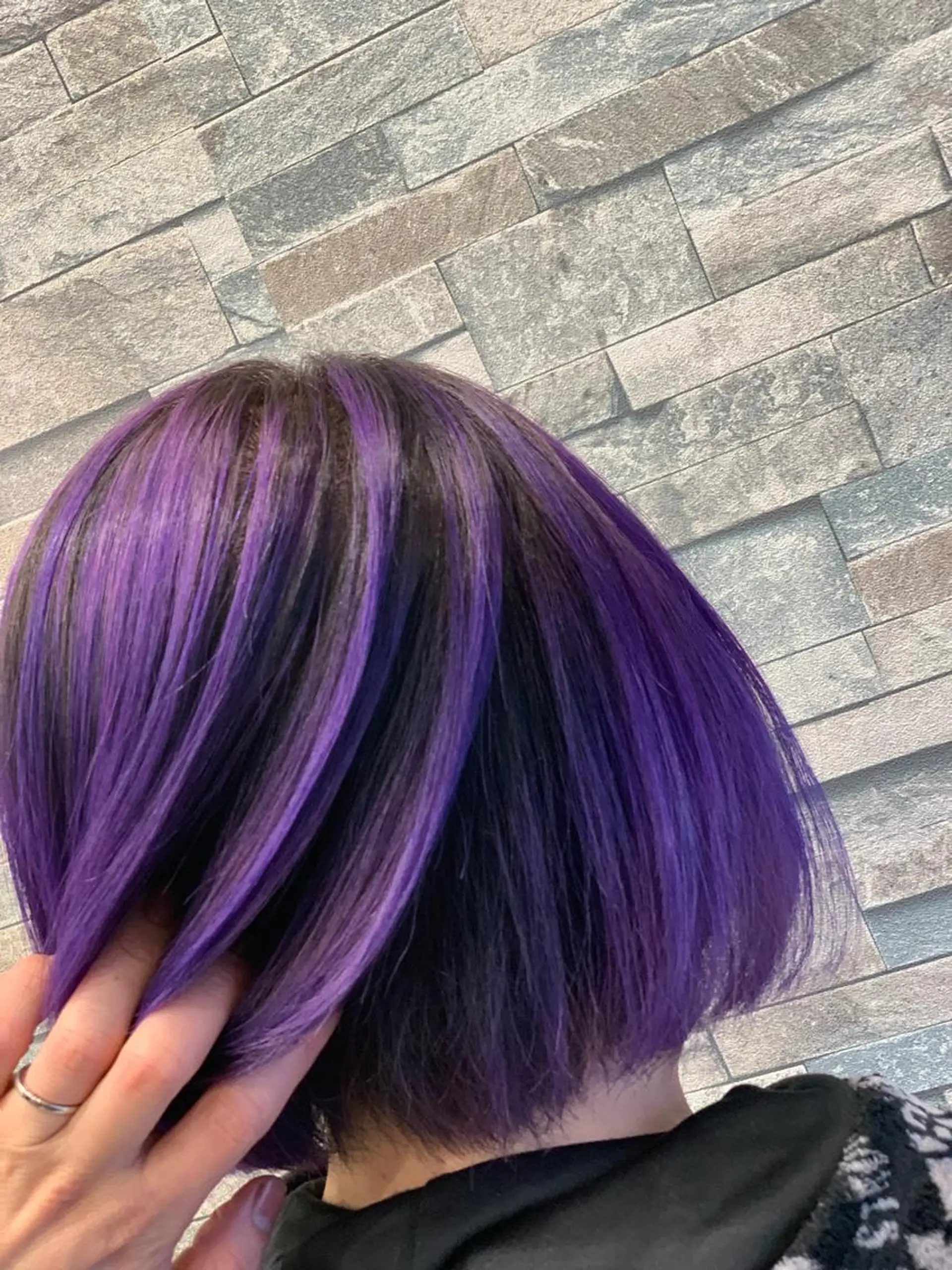 ショート カラー バイオレットカラー ヘアカラー トリートメント カラーと言ったら SAWARAのヘアスタイル