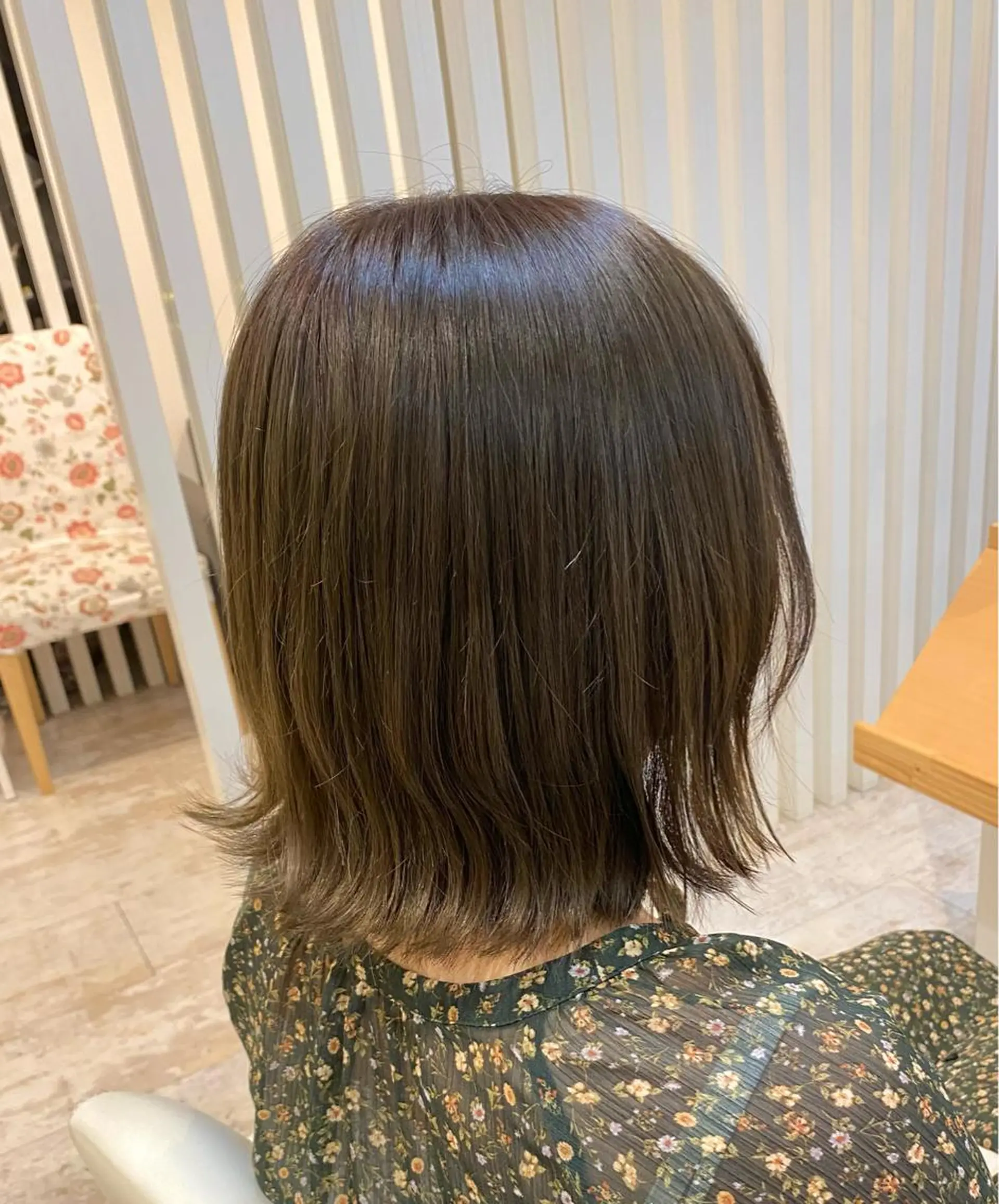 ミディアム カラー ブリーチ ケアブリーチ 透明感カラー ダブルカラー イヤリングカラー ブリーチなしWカラー /酸性ストレート河本のヘアスタイル