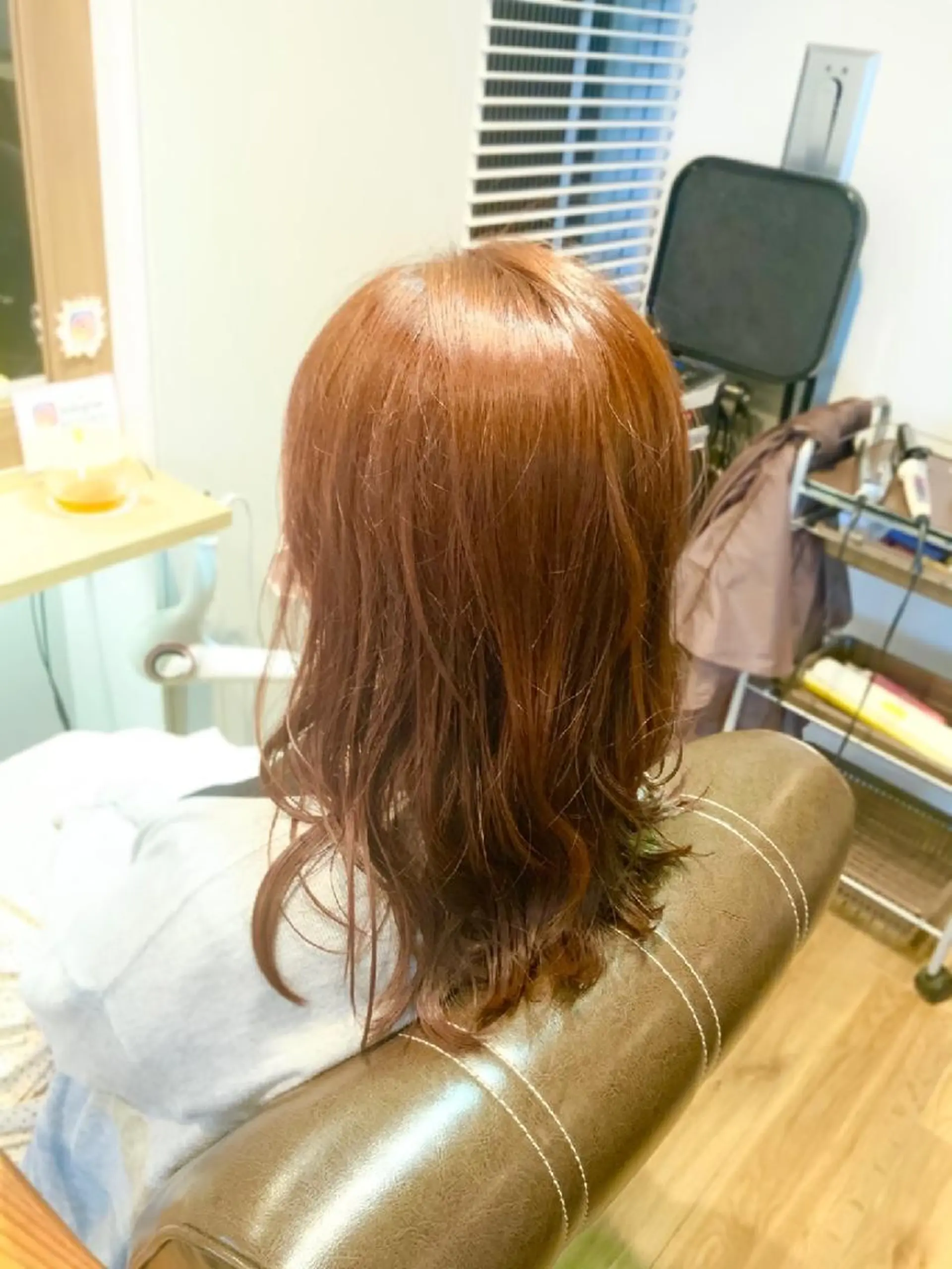 カラー ベージュカラー オレンジ オレンジベージュ ヘアカラー トリートメント 堀 望美のヘアスタイル