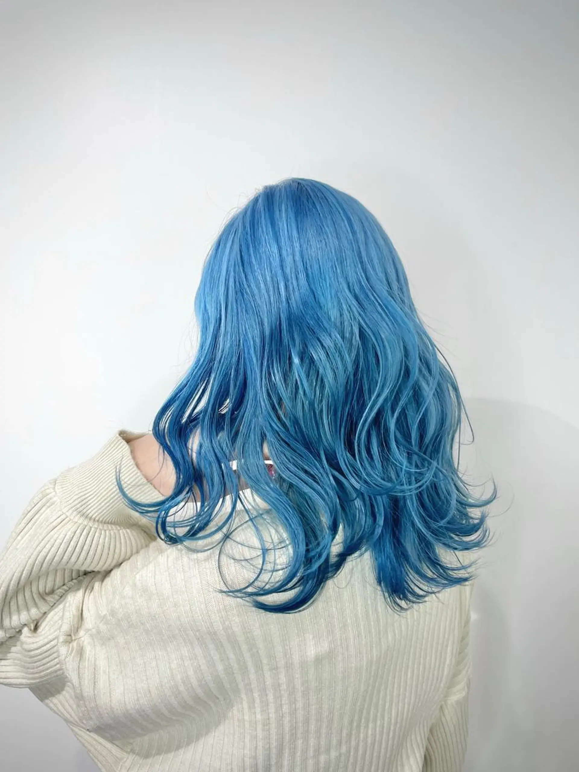 セミロング カラー ヘアアレンジ ブルーカラー カット ヘアカラー トリートメント ⭐️柏木皇気ブリーチ ムラ修正/他店直しのヘアスタイル
