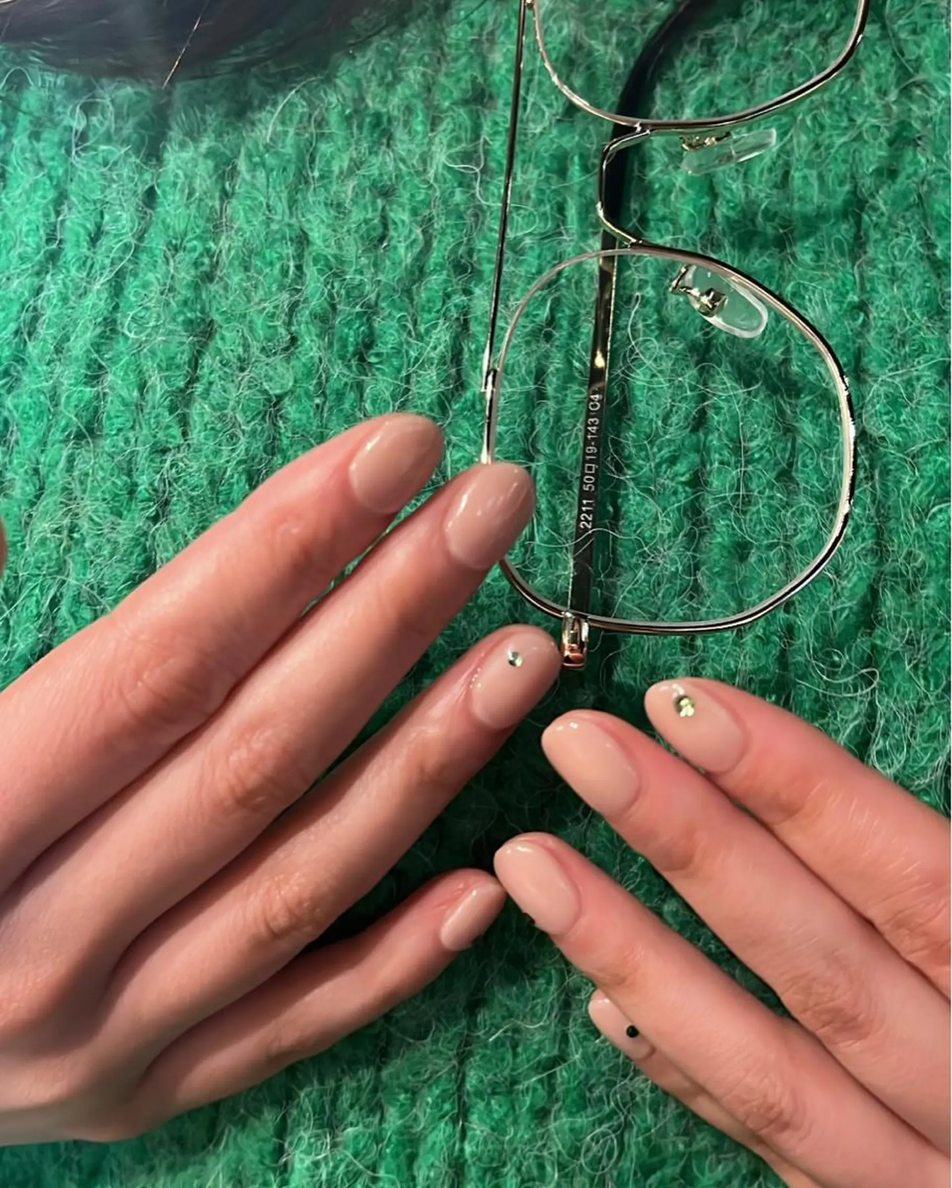 ネイル ハンドネイル フットネイル ハンドケア Nes.Nail所属・Miyagi Asamiのネイルデザイン